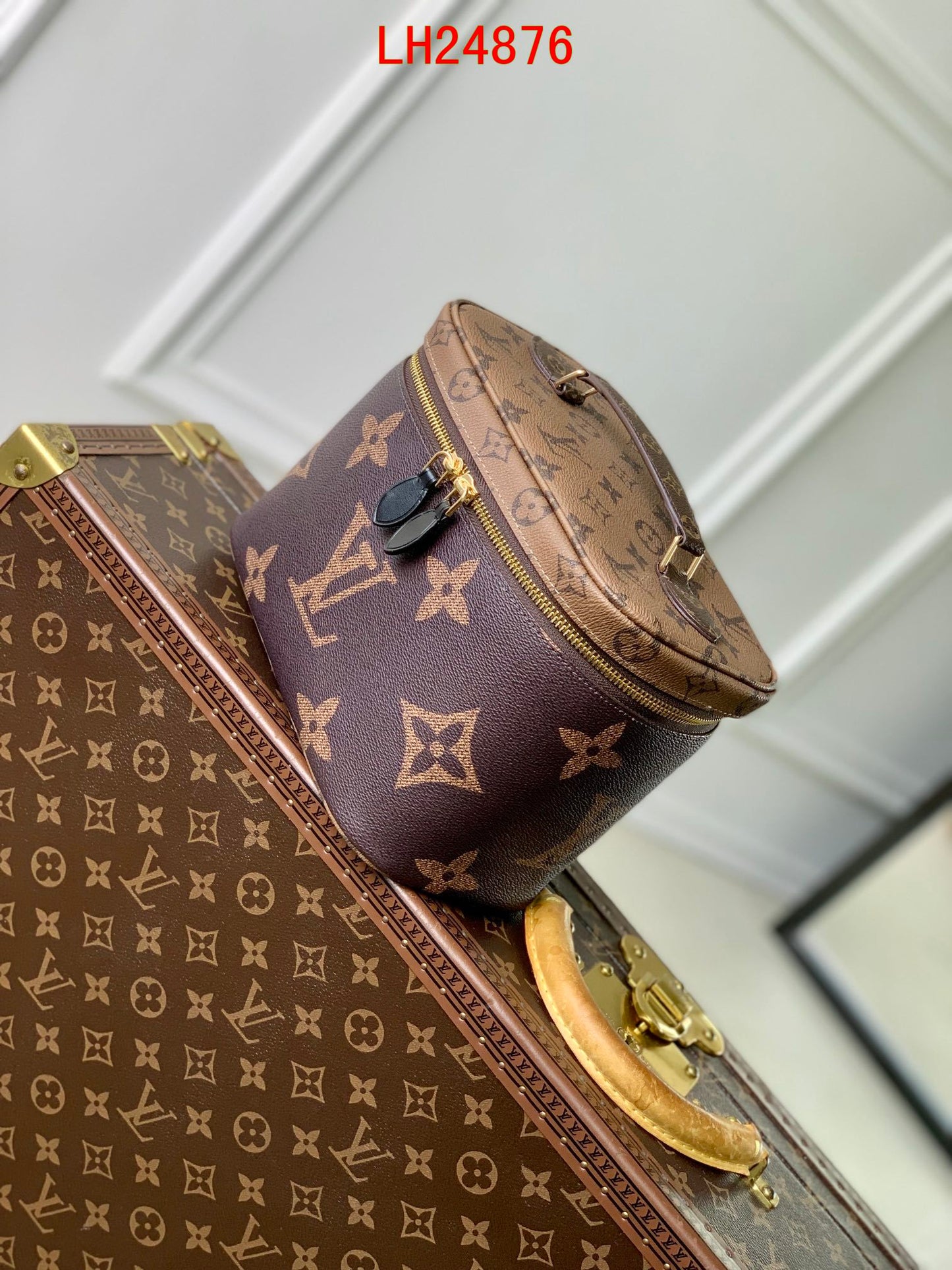 Louis Vuitton Nice BB Monogram reverse