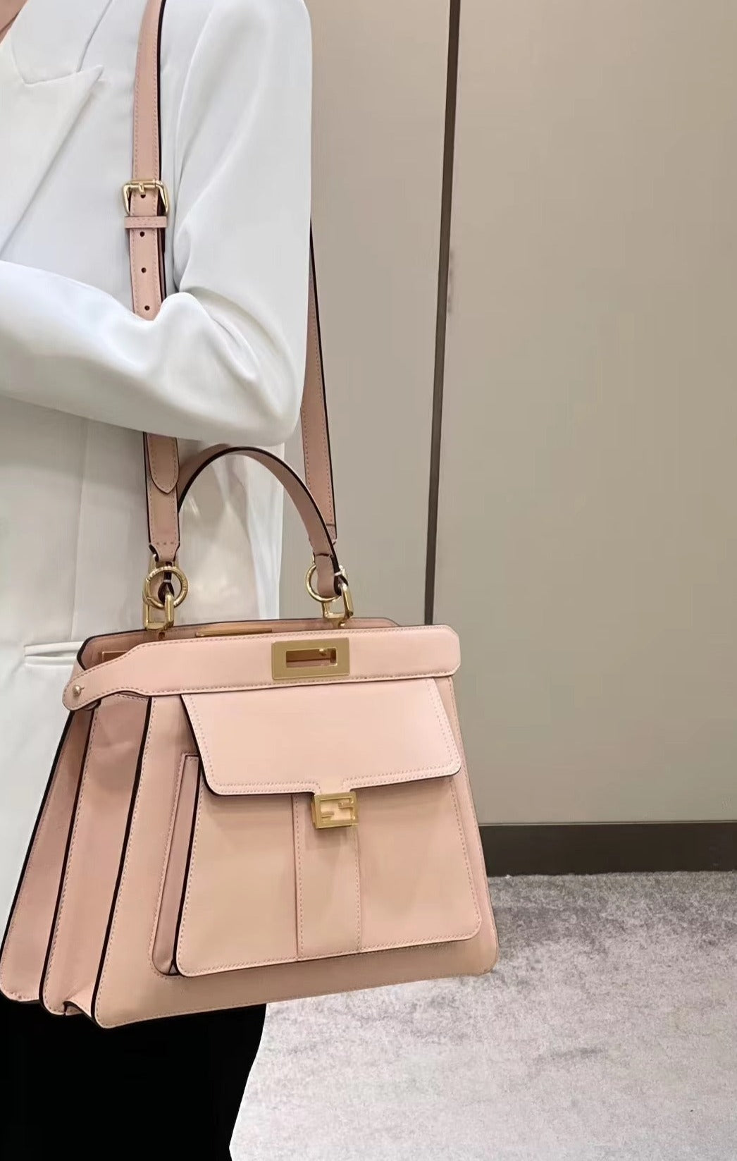 Fendi Peekaboo Baguette