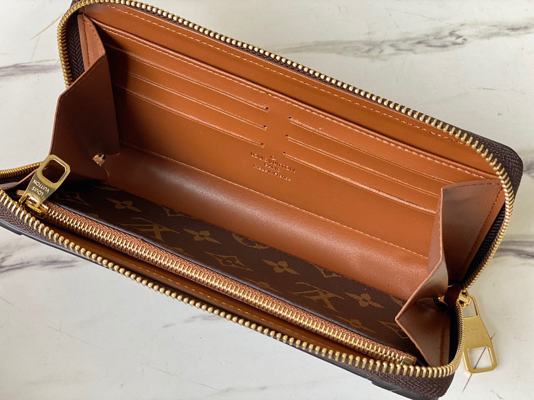 Louis Vuitton ZIPPY WALLET TRUNK
