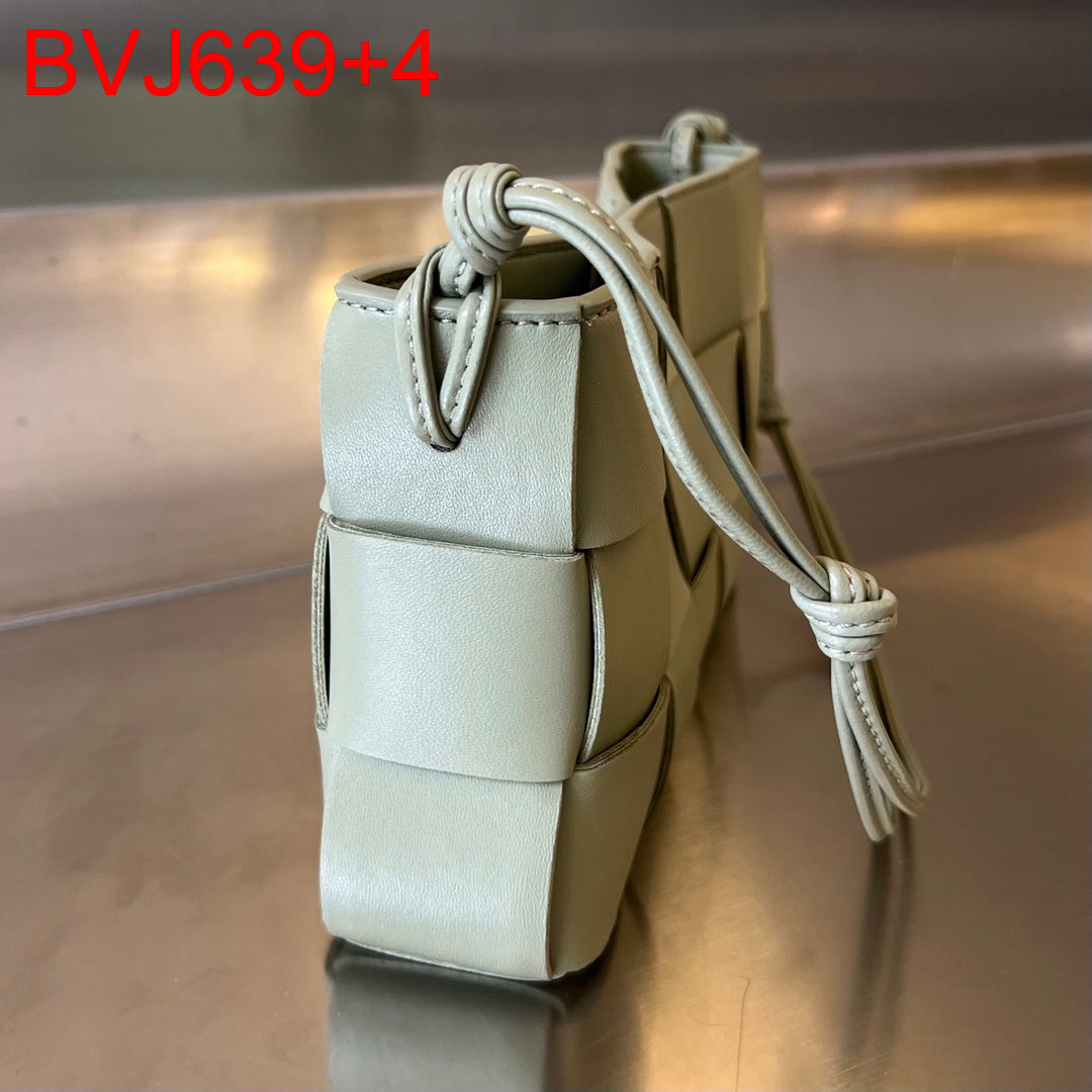 Bottega Veneta Cassette Pouch On Strap