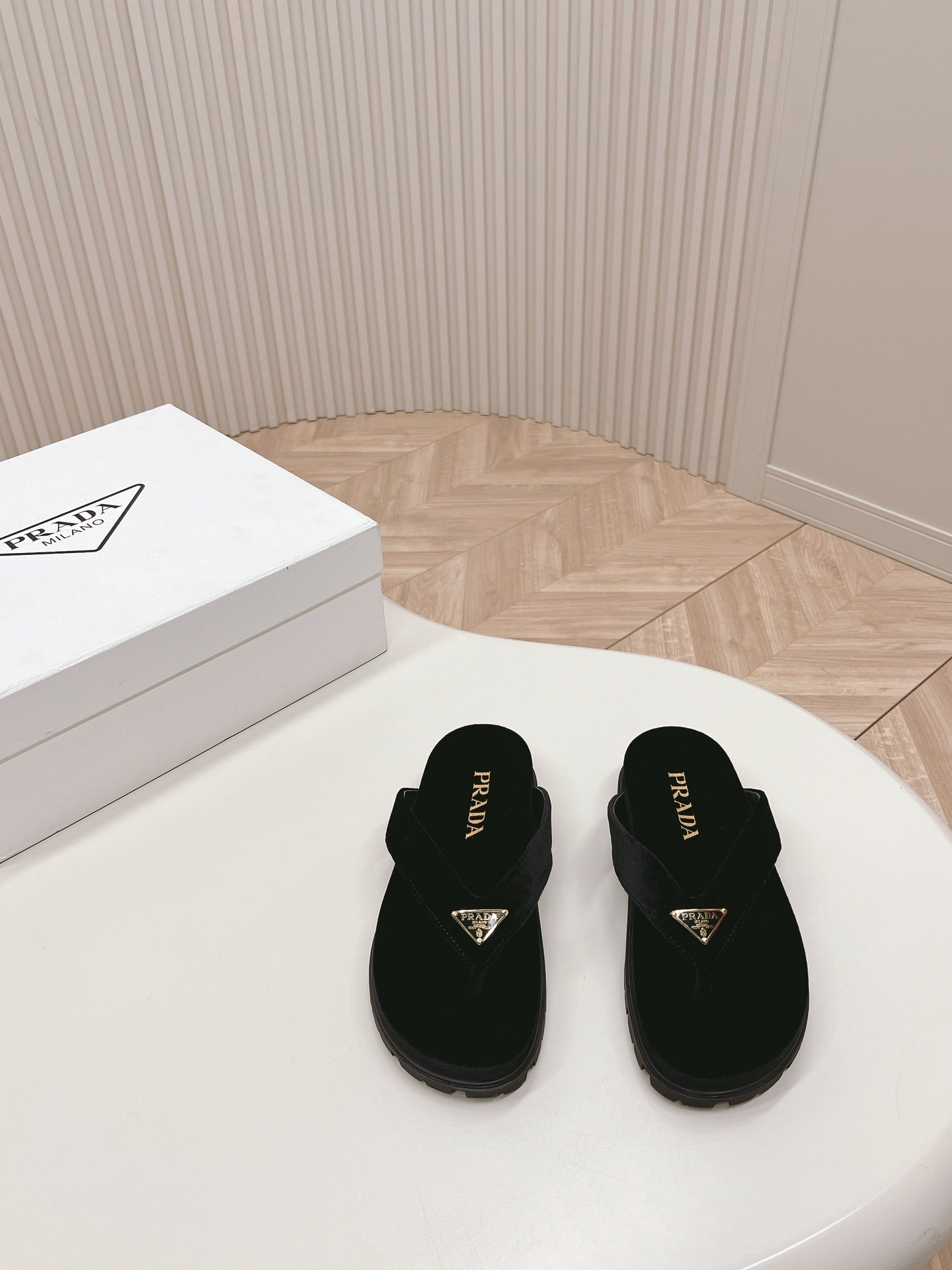 Prada Slides