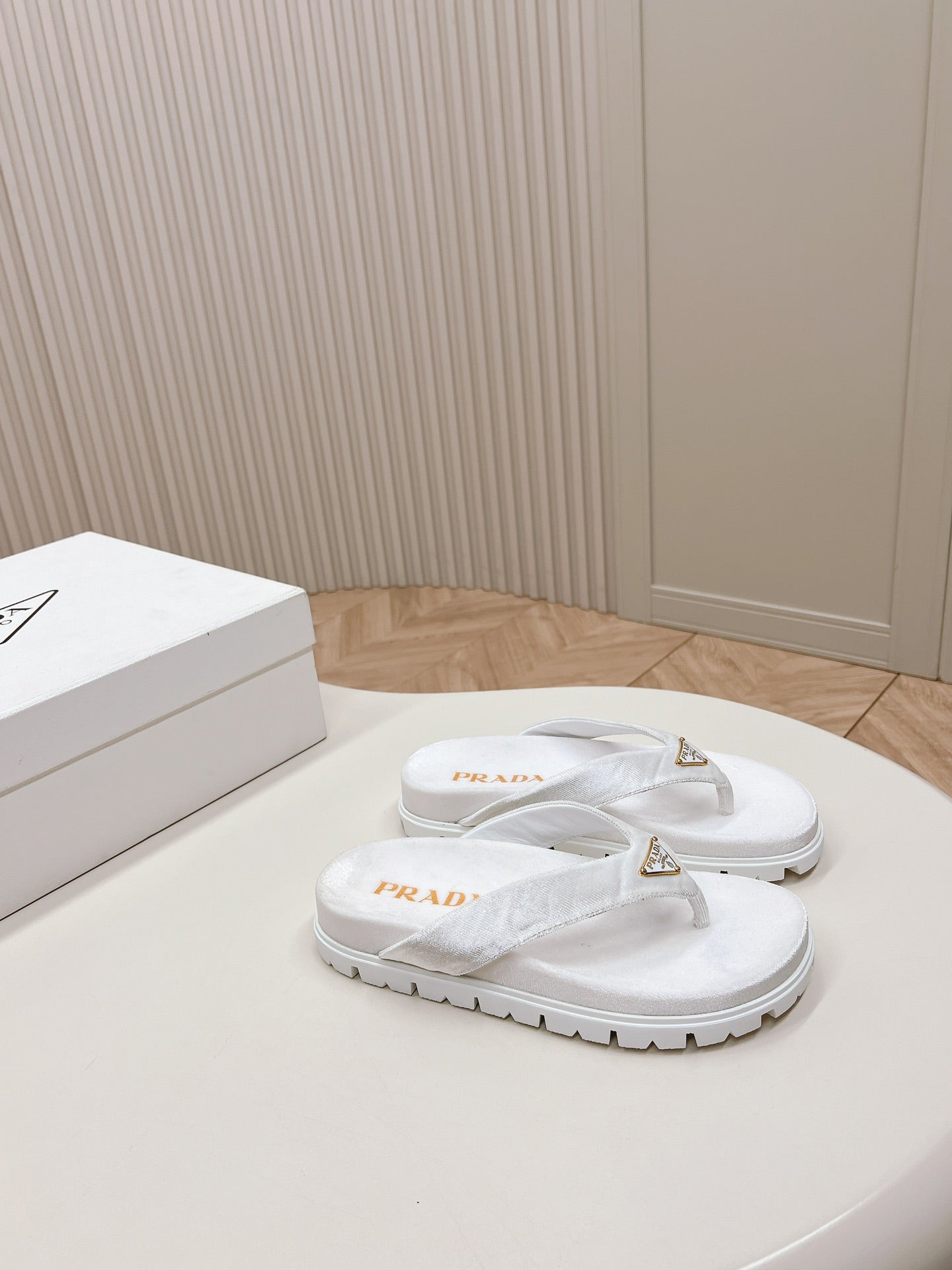 Prada Slides