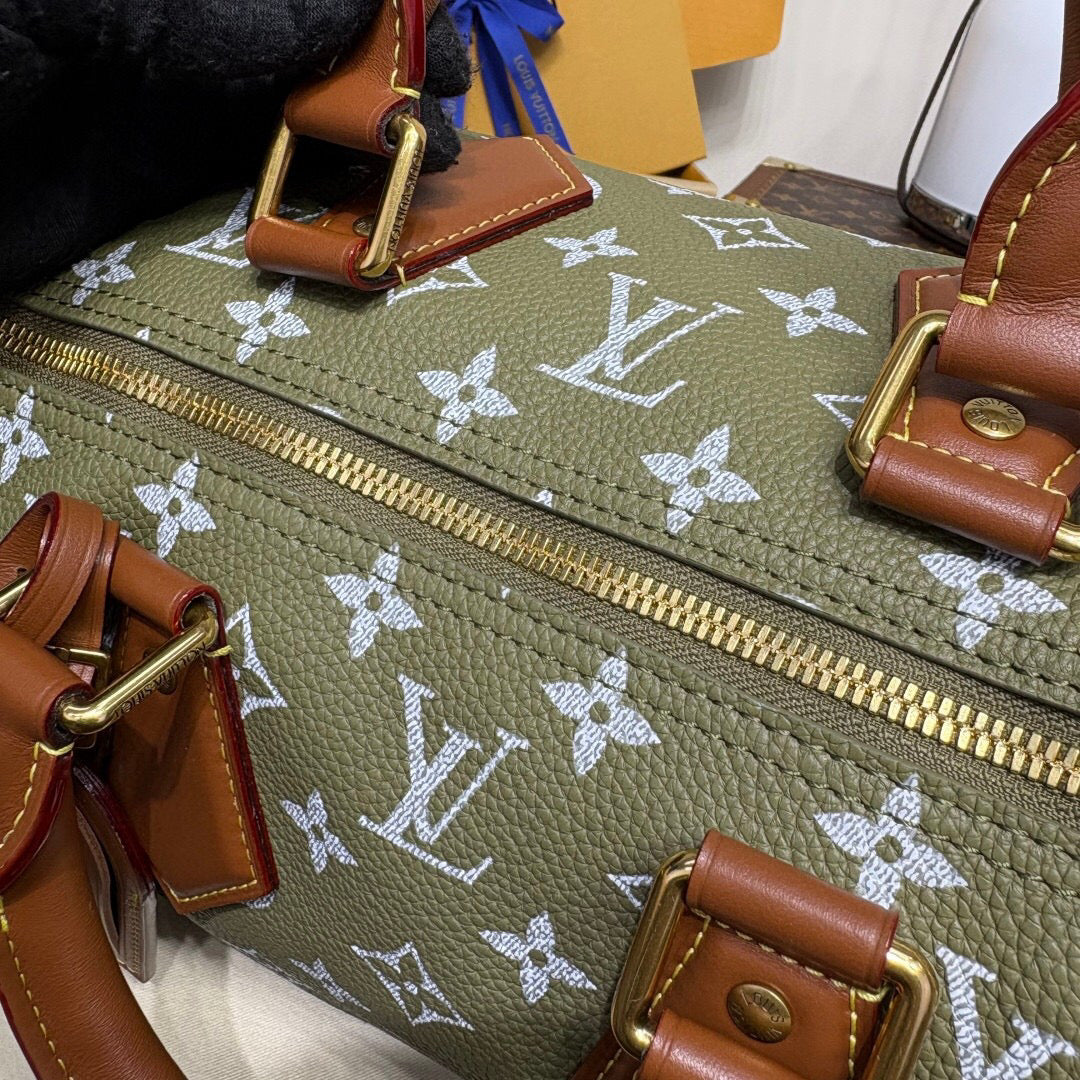 Louis Vuitton Speedy P9 Bandoulière 30