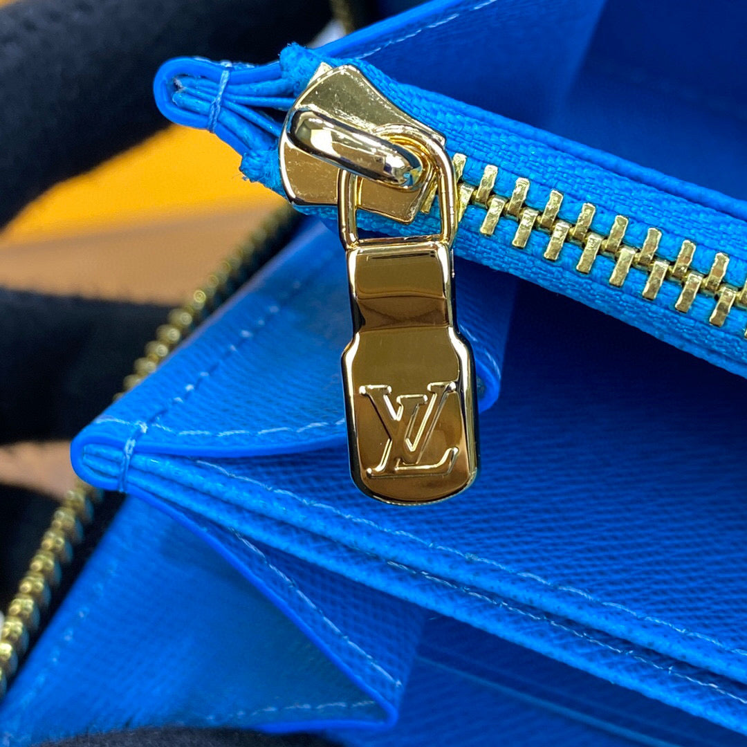 Louis Vuitton Zippy Wallet Vivienne Holidays collection