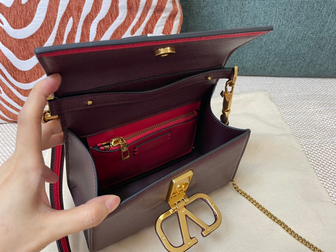 Valentino GARAVANI VSling top handle bag