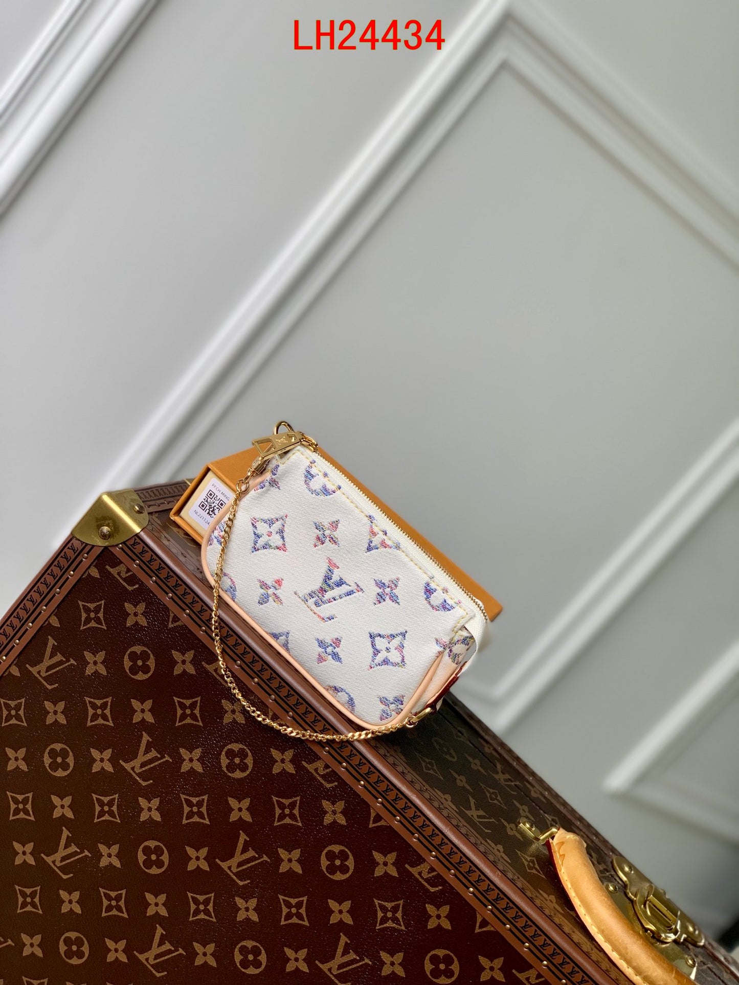 Louis Vuitton Mini Pochette Accessoires
