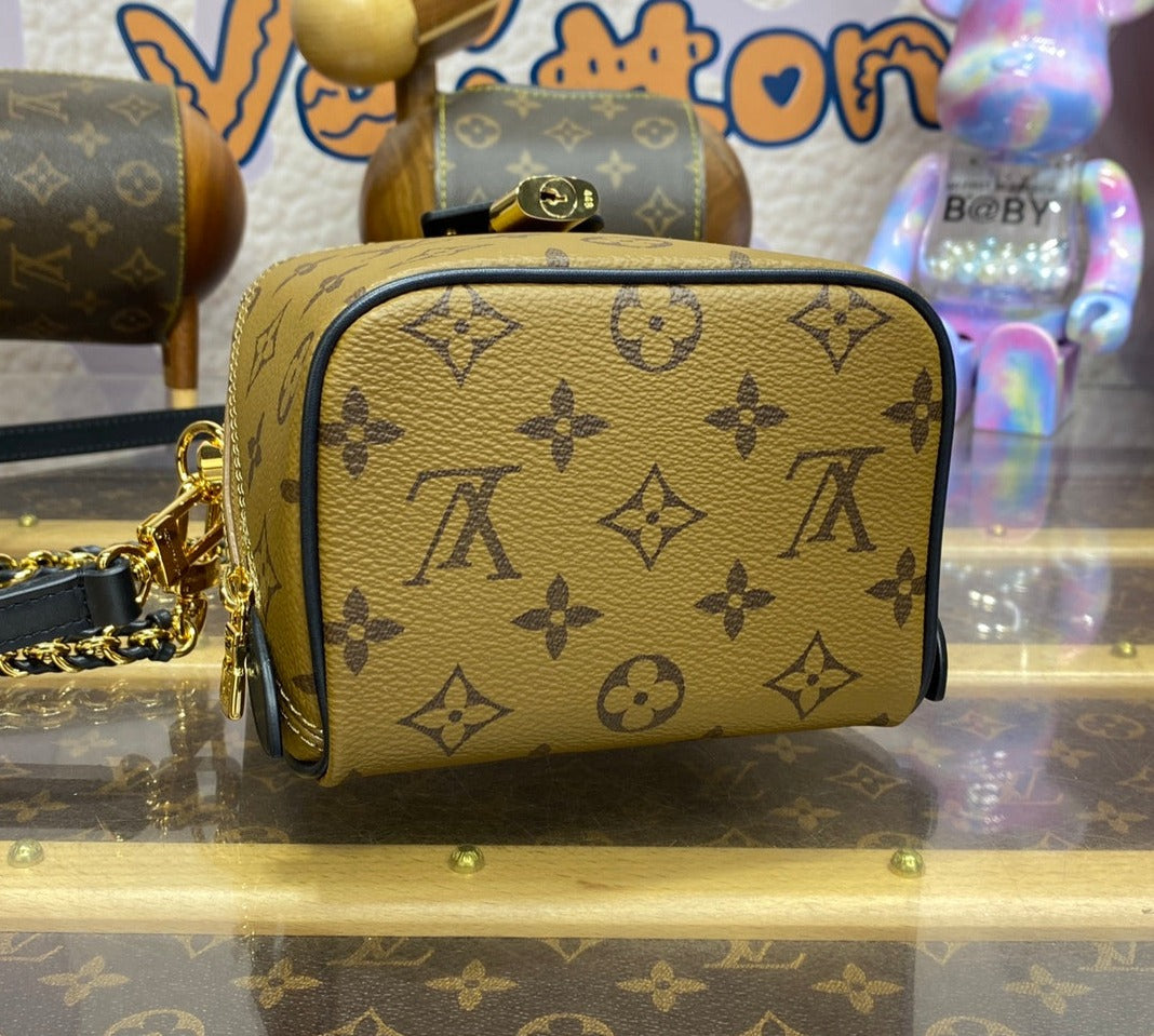 Louis Vuitton Just in Case Monogram