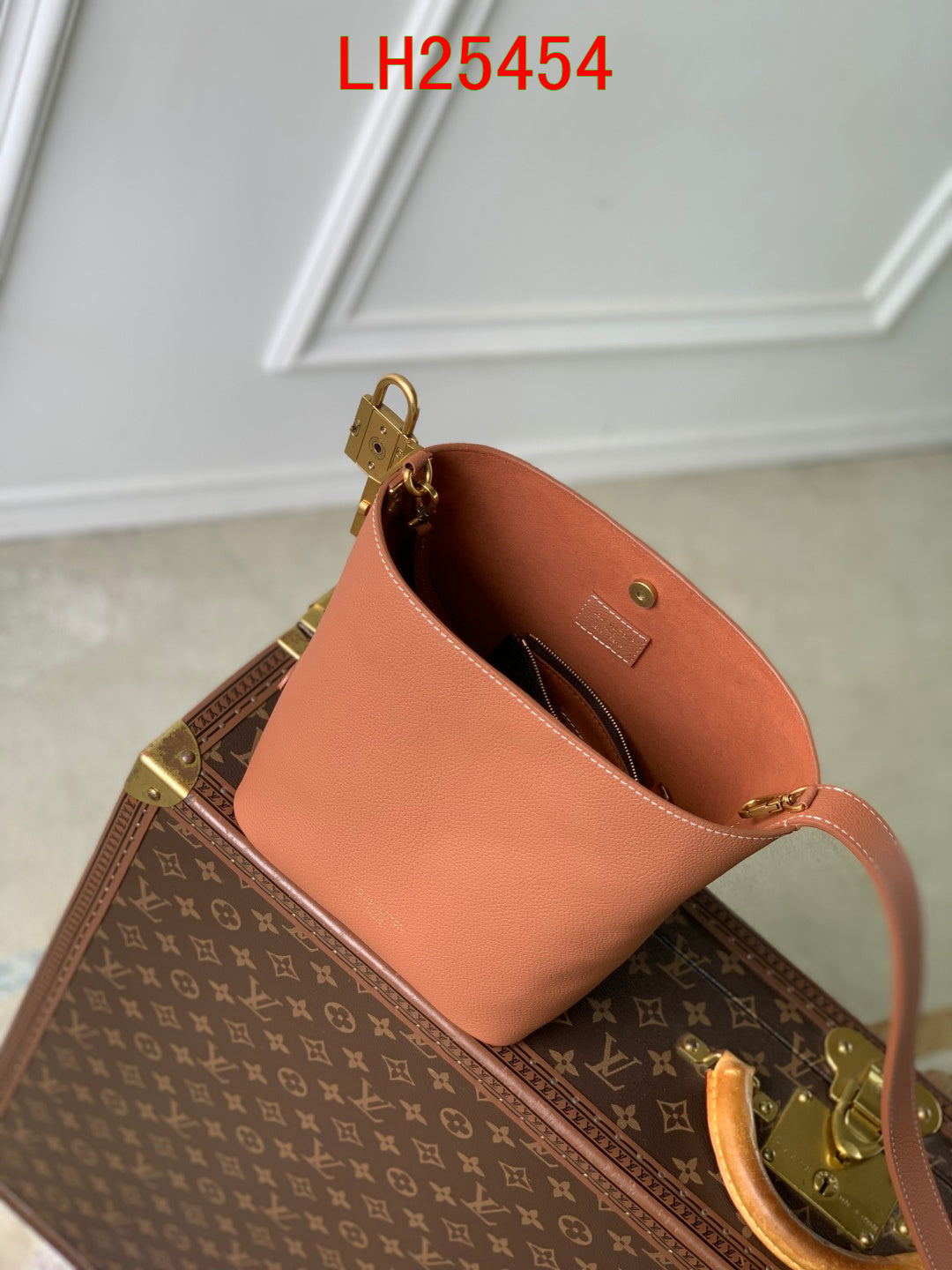 Louis Vuitton Low Key All In BB