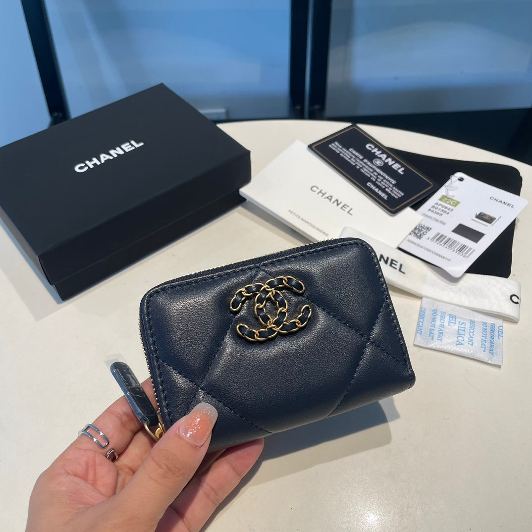 Chanel Zippy Coin purse