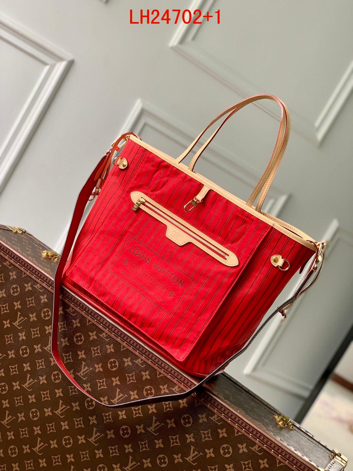 Louis Vuitton Neverfull Bandoulière Inside Out MM