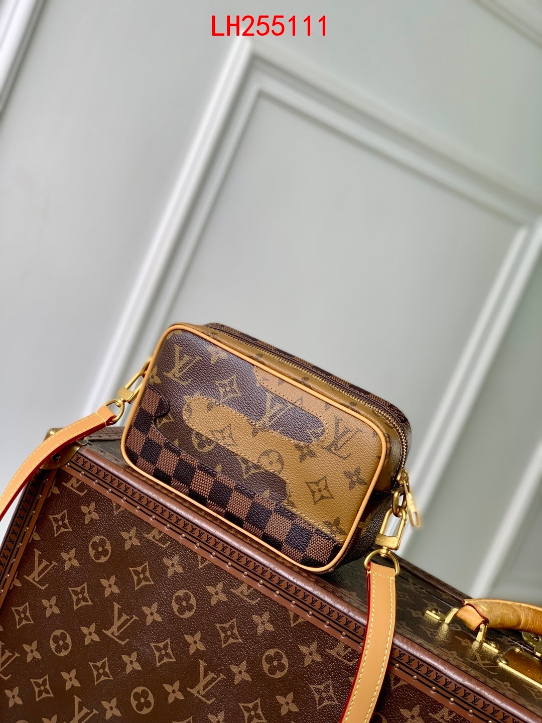 Louis Vuitton Trocadéro Wearable Wallet