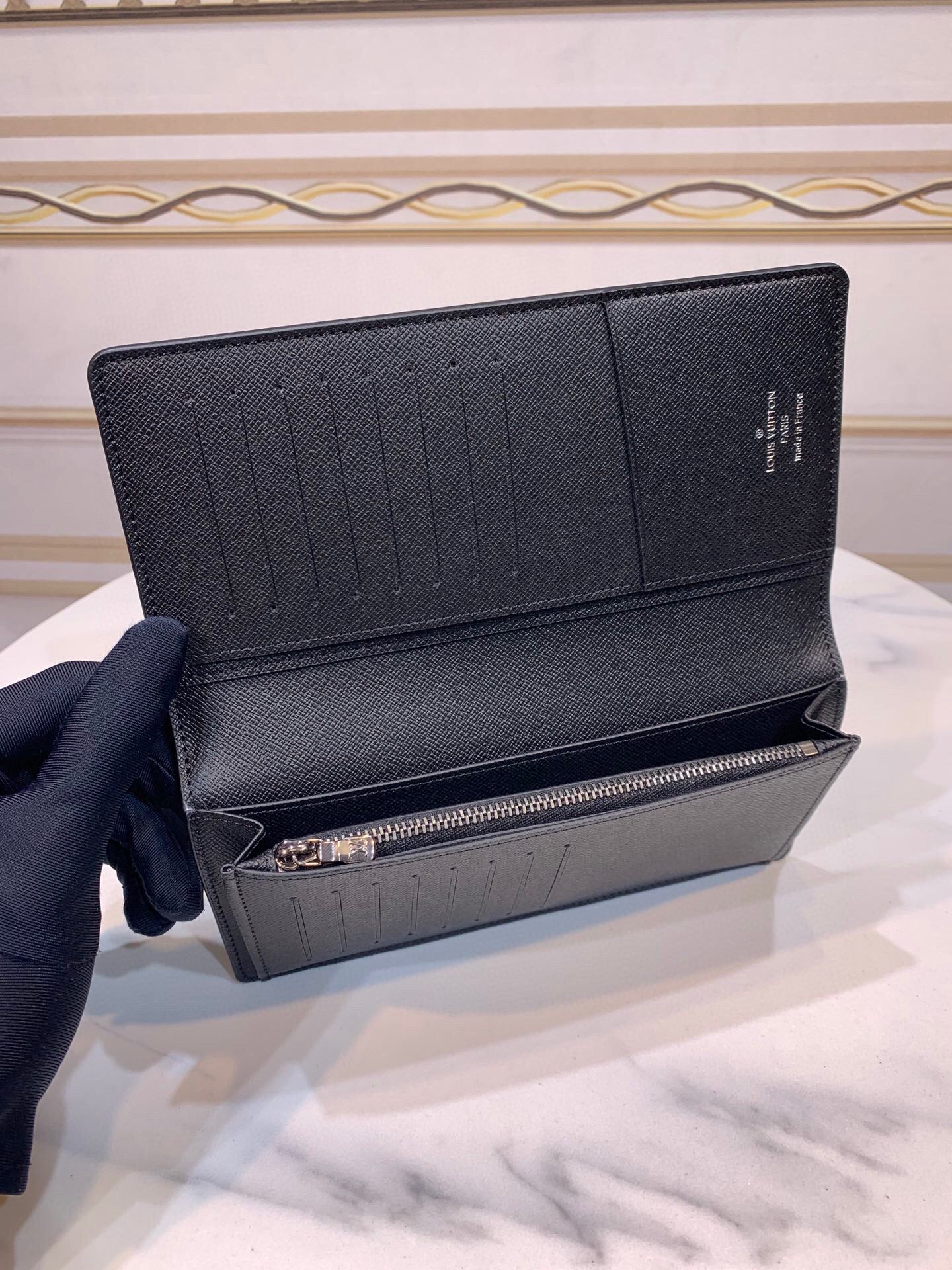 Louis Vuitton BRAZZA WALLET