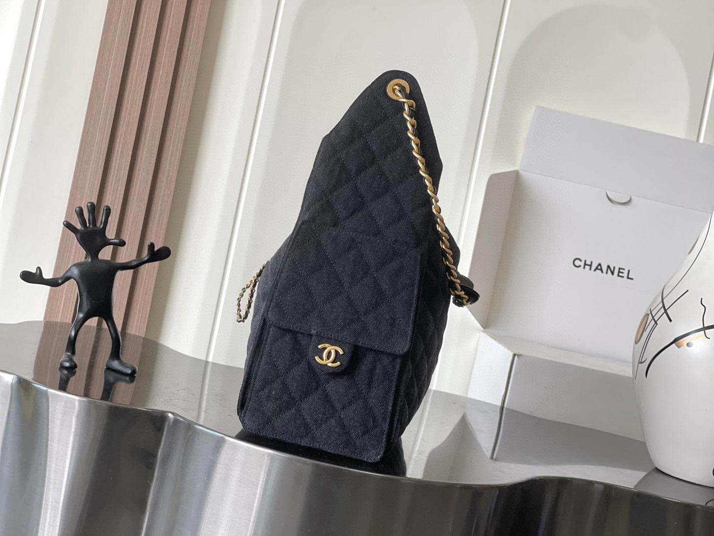 Chanel 25 Denim Medium bag