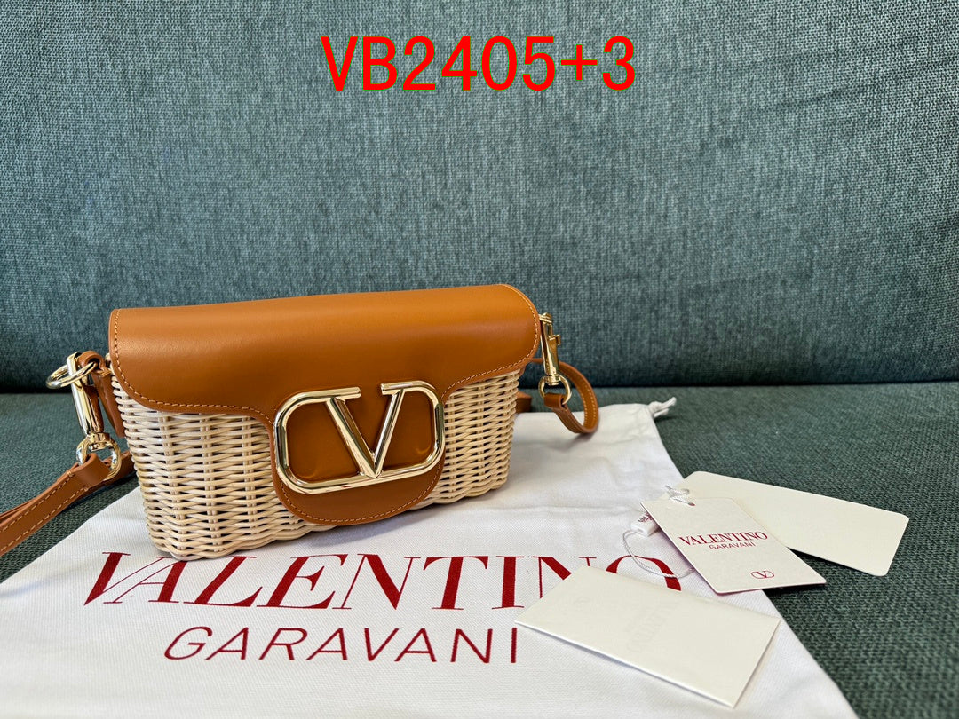 Valentino Garavani straw shoulder bag