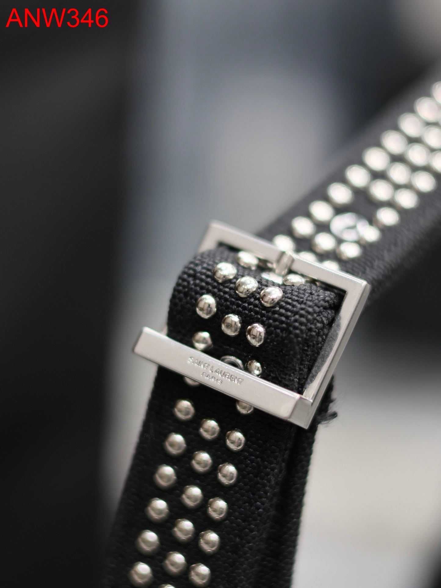 YSL SMALL LE 5 À 7 SUPPLE IN