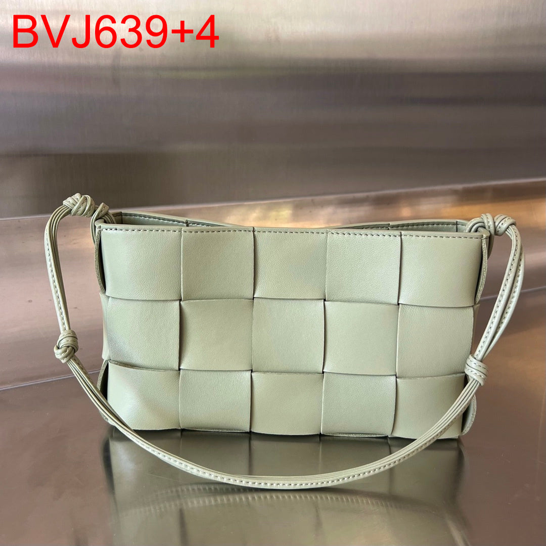 Bottega Veneta Cassette Pouch On Strap