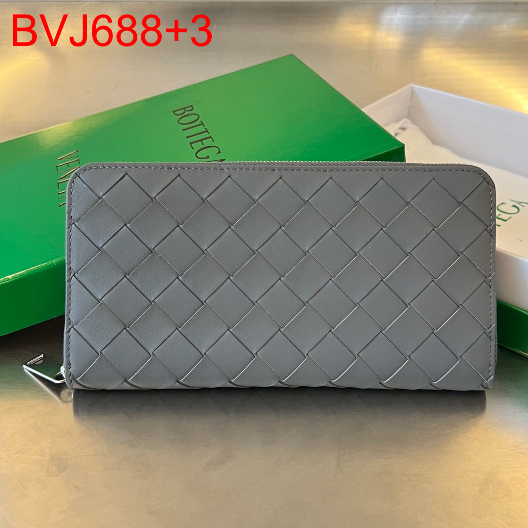 Bottega Veneta Zip Around Wallet