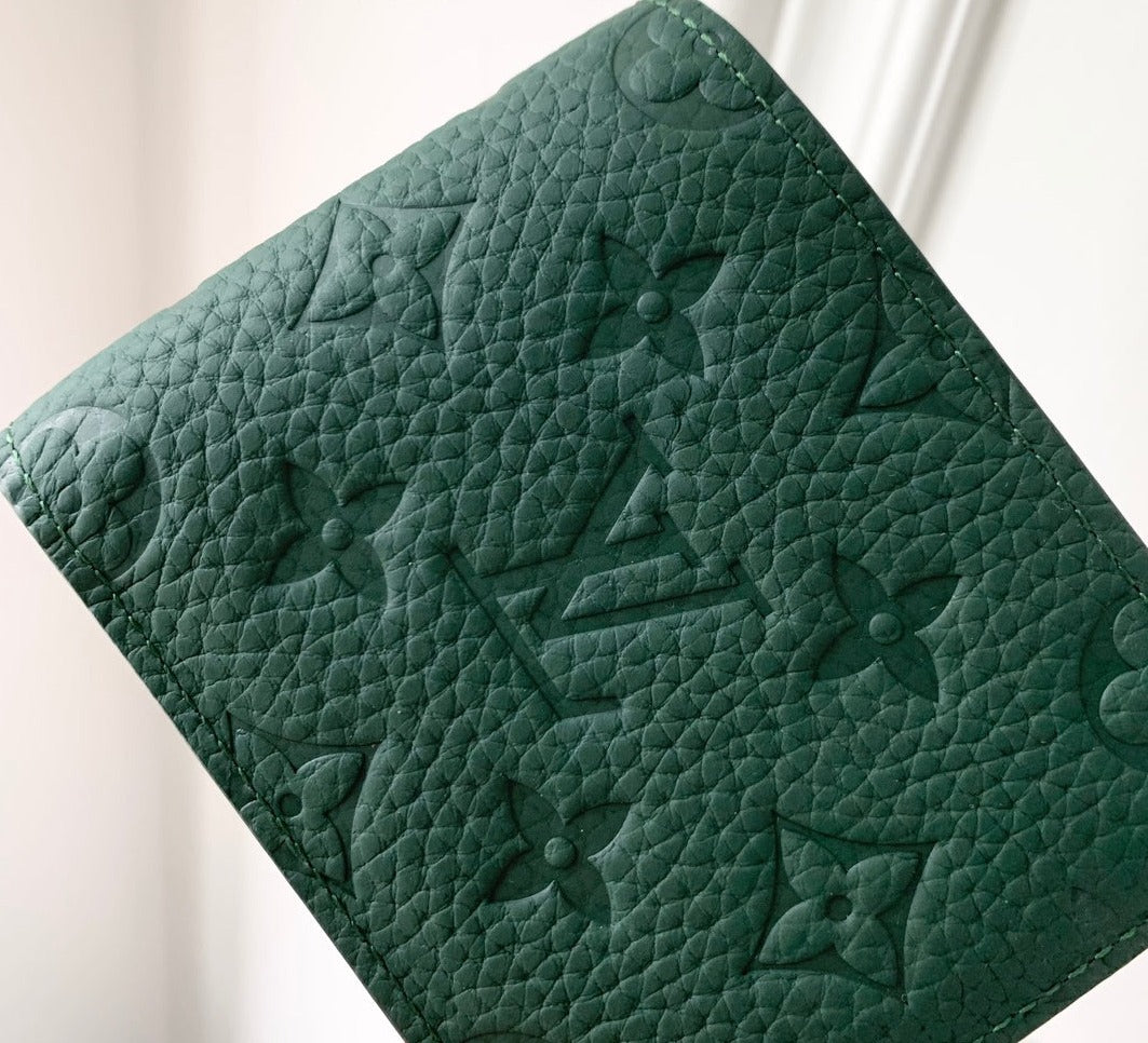 Louis Vuitton Multiple Wallet Taurillon leather