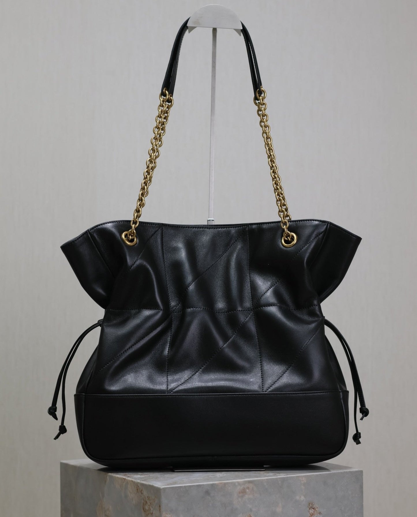 YSL JAMIE 4.3 POCHON