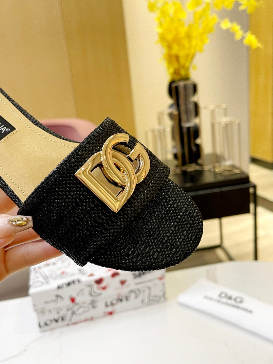 Dolce Gabanna Slides