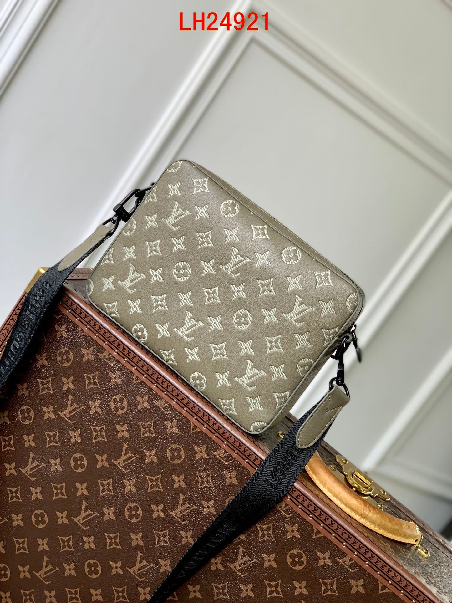Louis Vuitton Trio Monogram Shadow