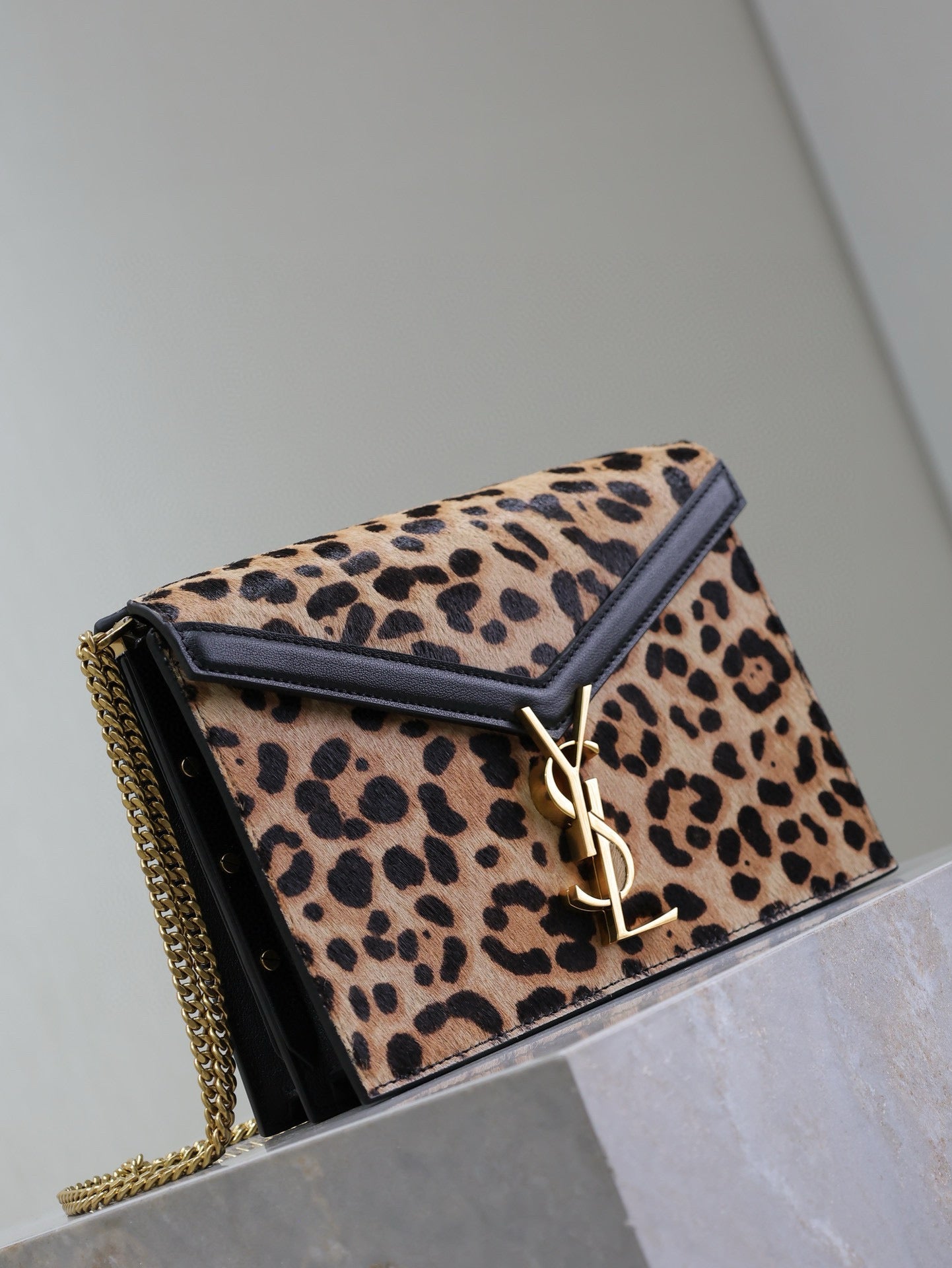 YSL Cassandre
