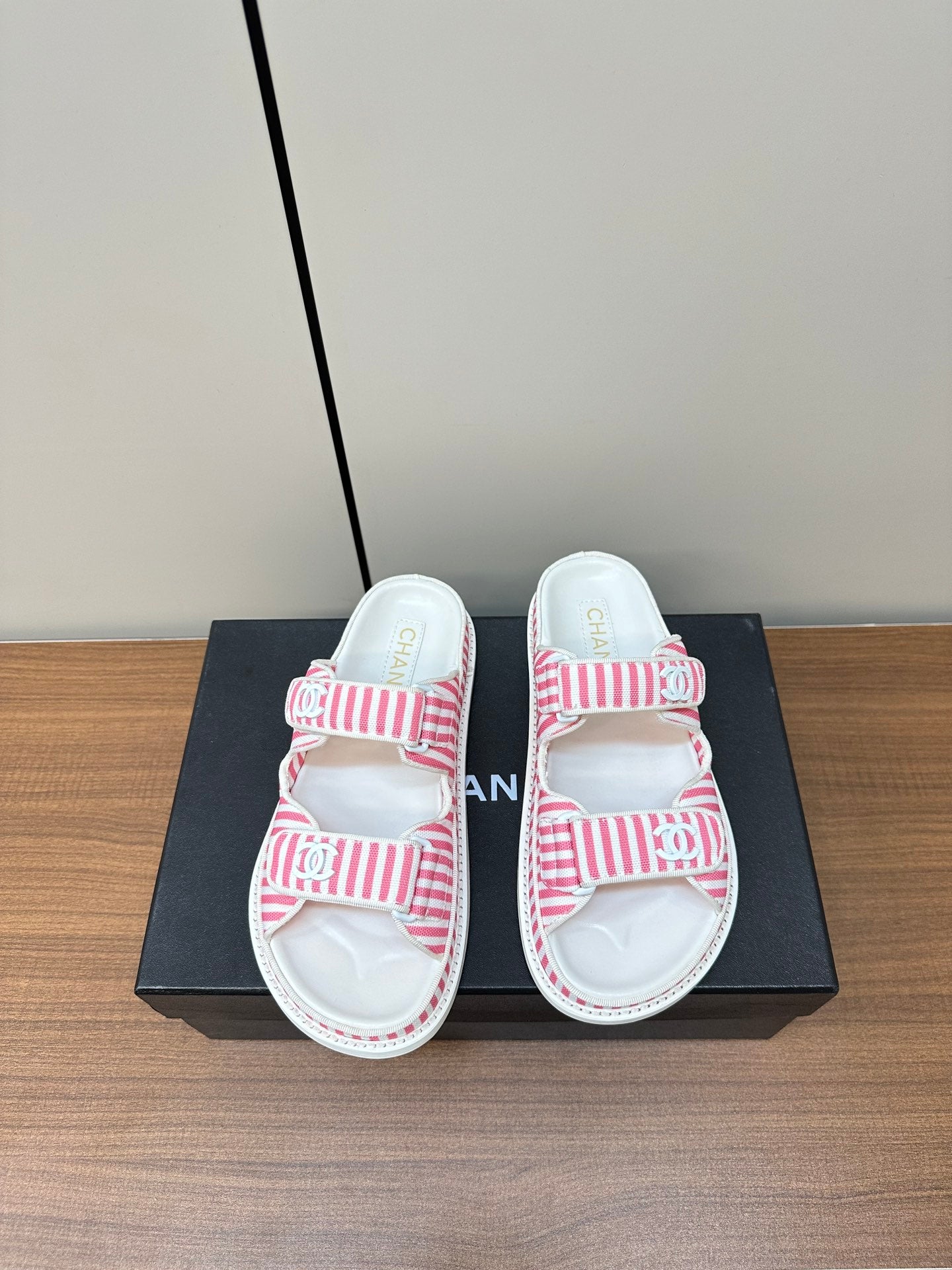 Chanel slides