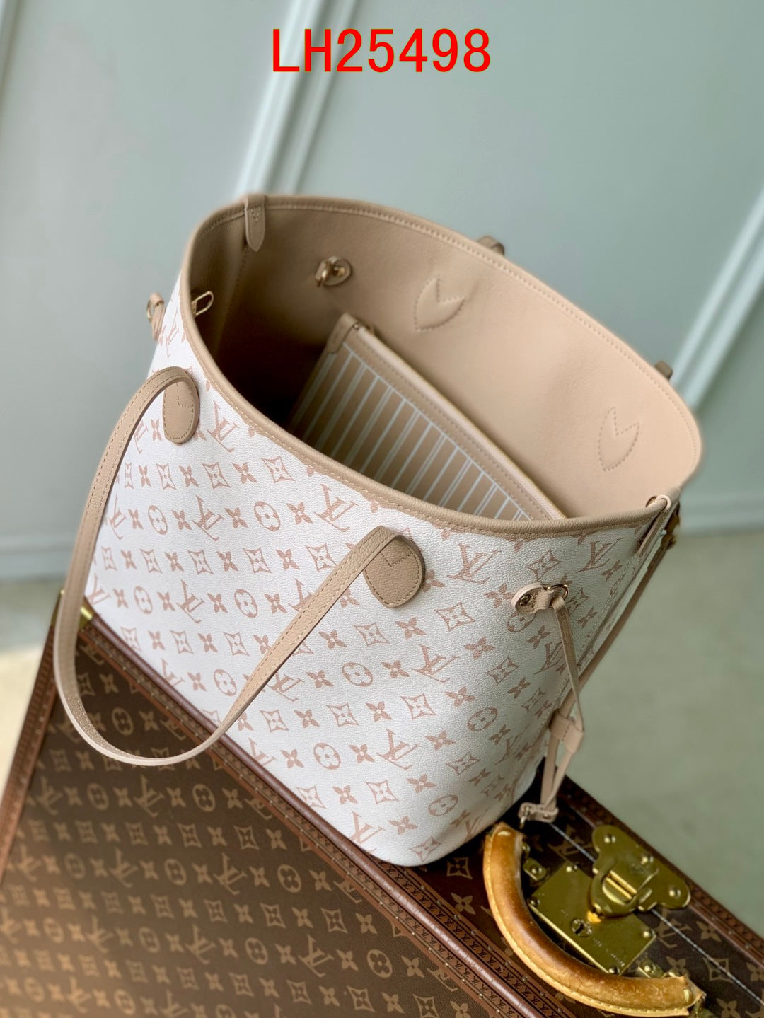 Louis Vuitton Neverfull Inside Out MM