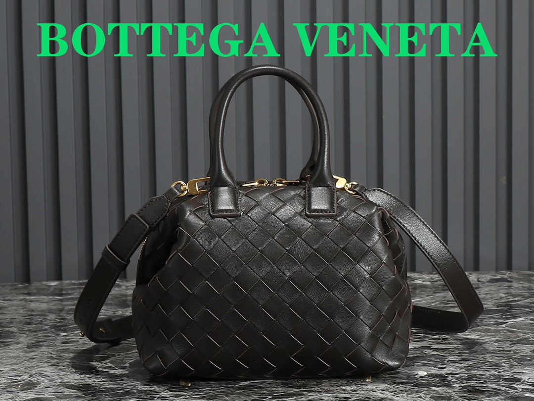 Bottega Veneta Mini Bauletto bag