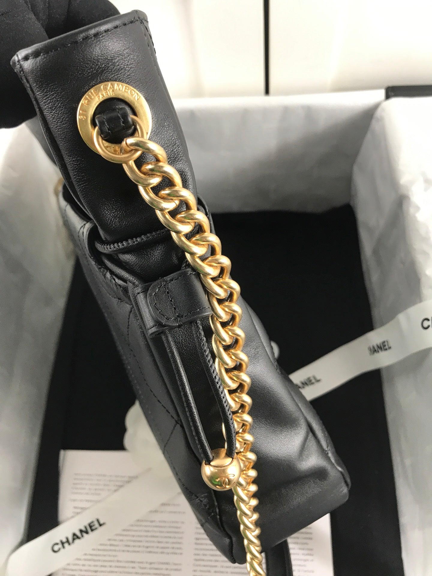Chanel Chain Crossbody bag