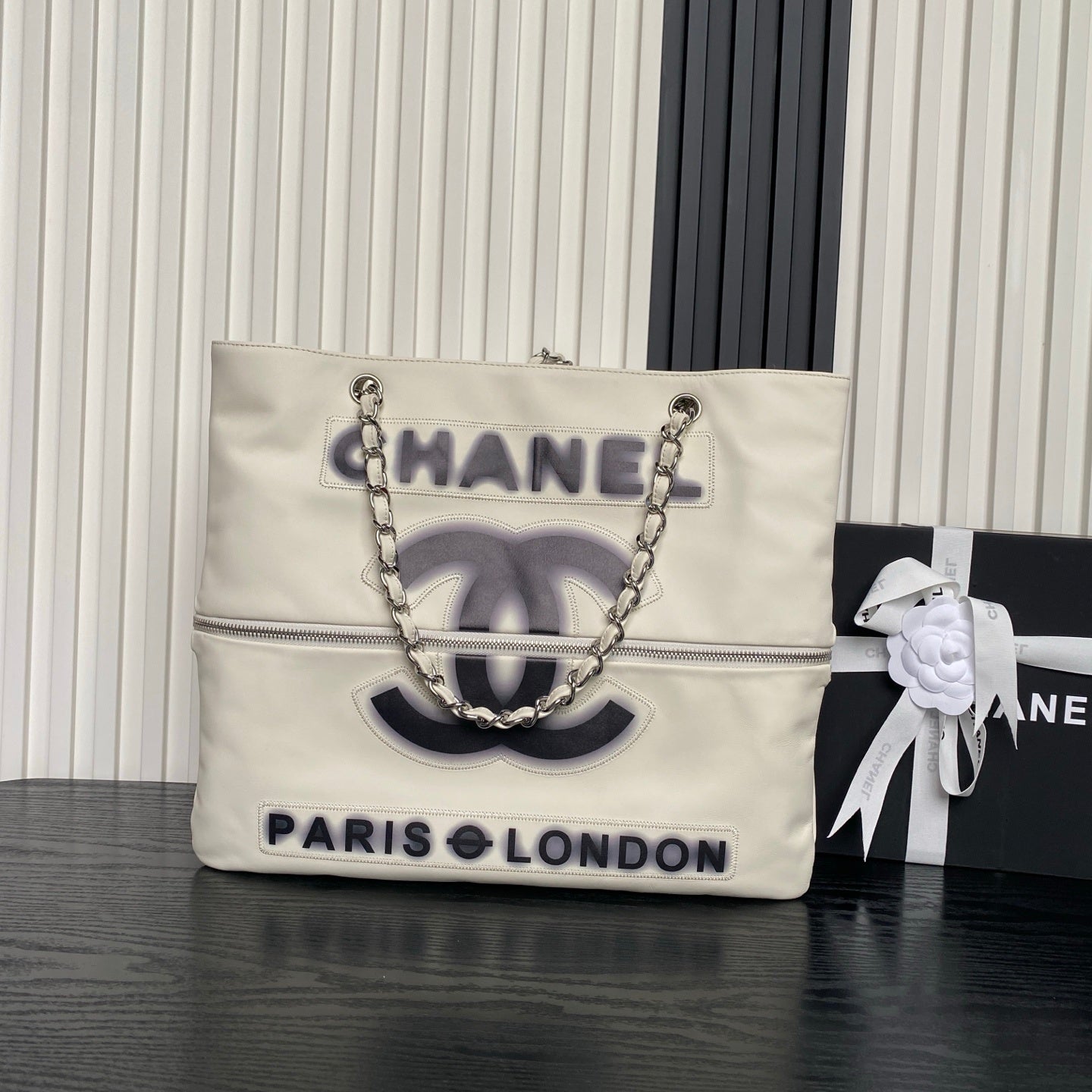 Chanel Large Tote bag