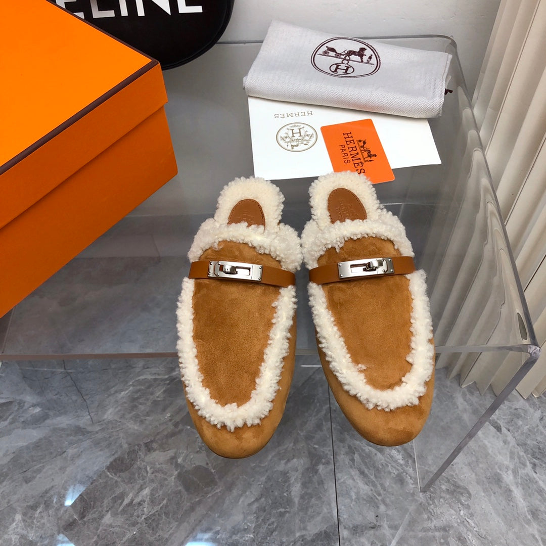 Hermes Slippers