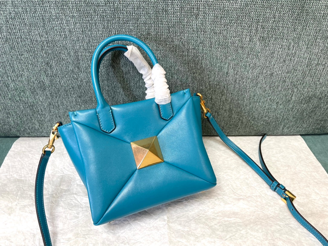 Valentino Garavani One Stud crossbody bag