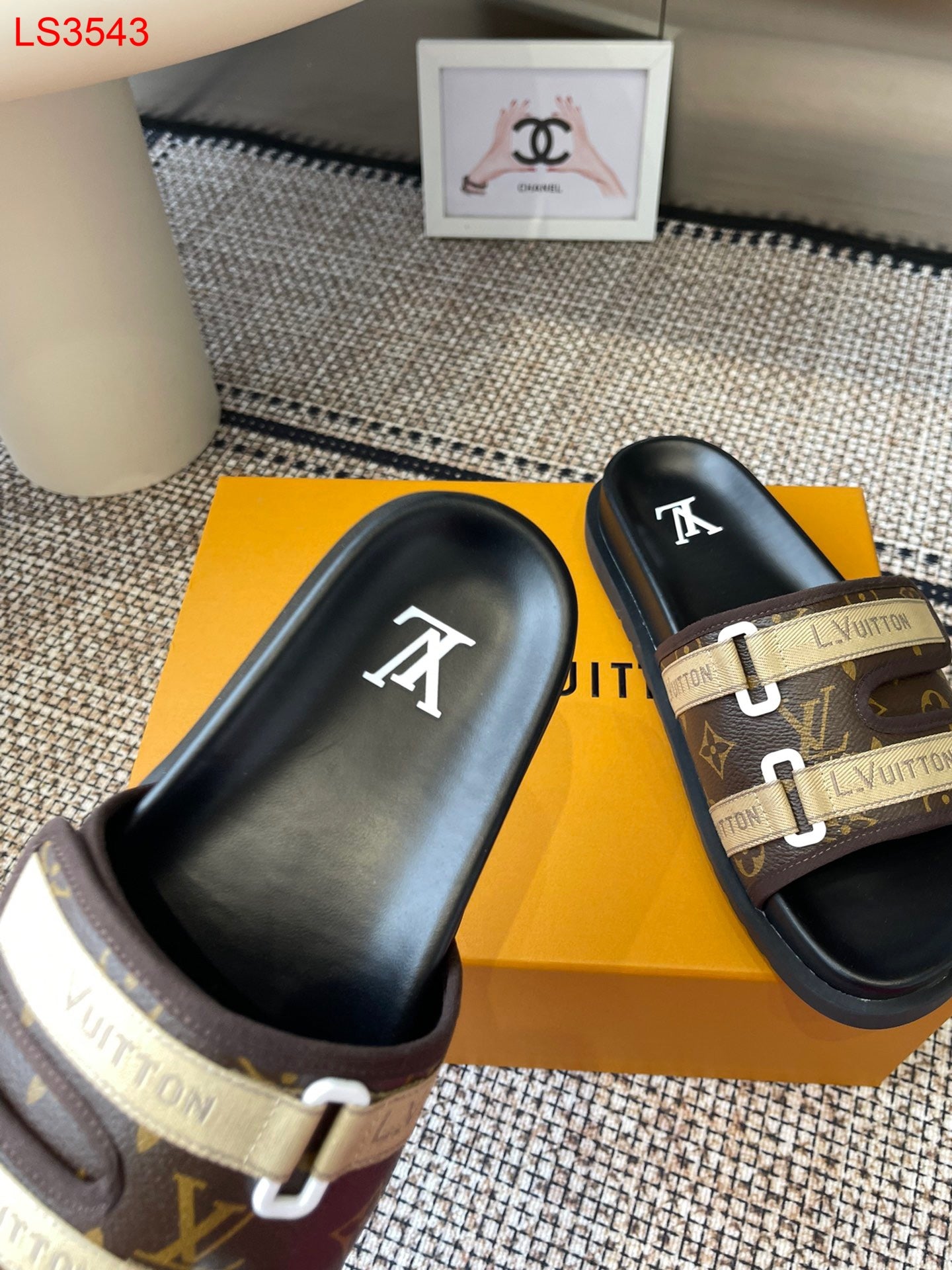 Louis Vuitton Slides