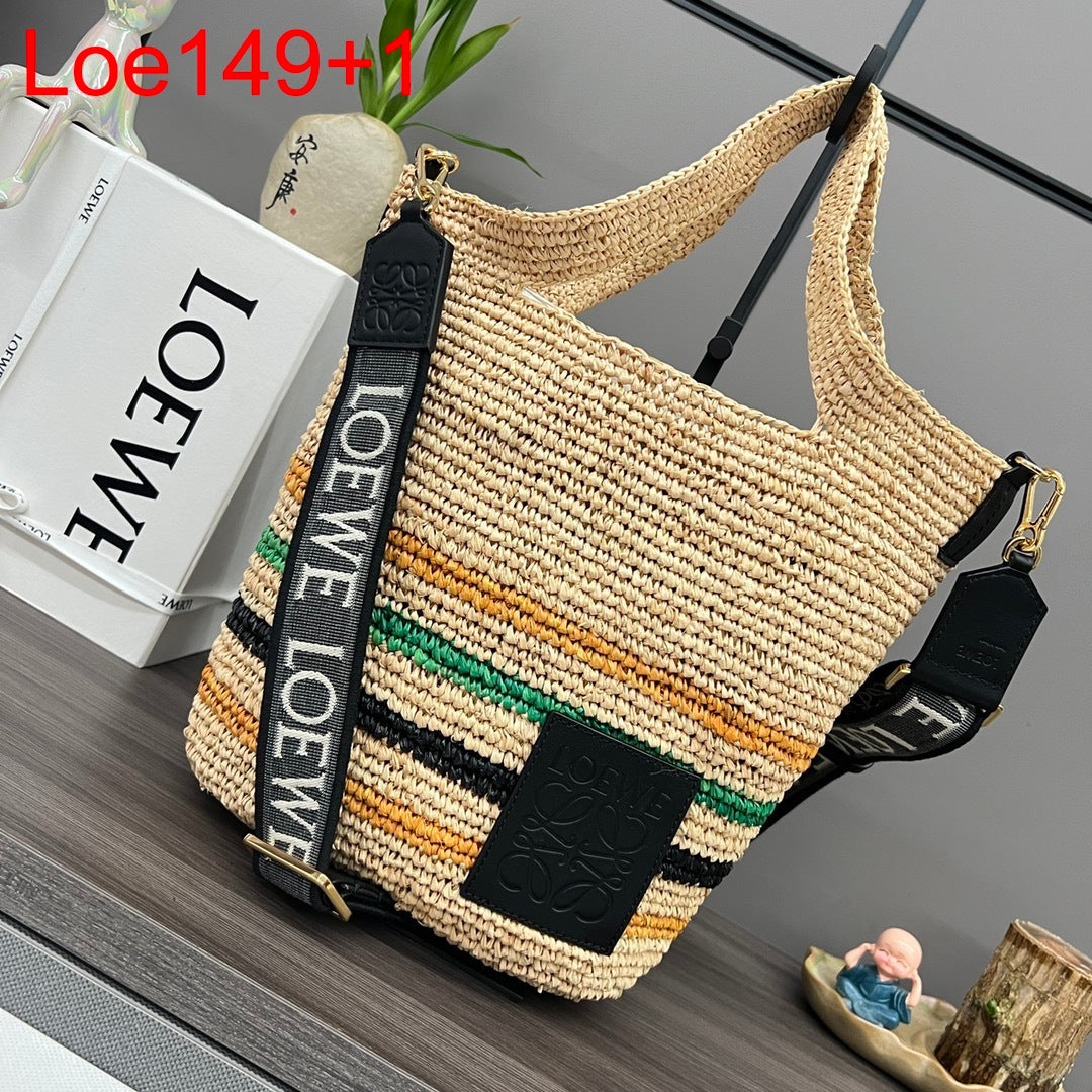 Loewe Slit Tote Anagram