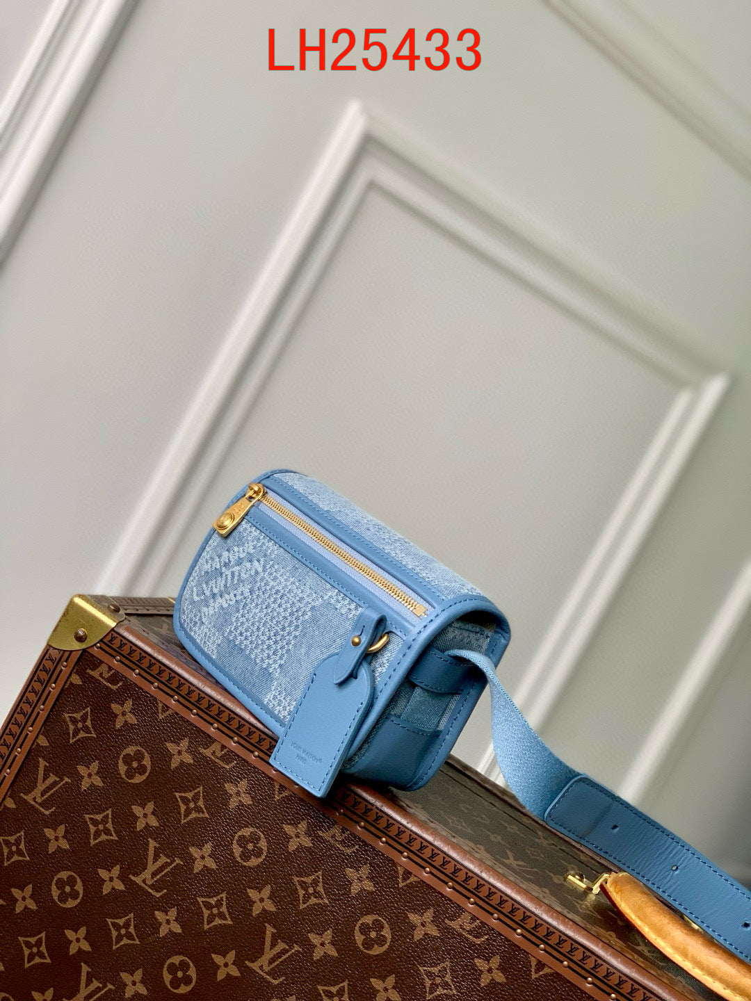 Louis Vuitton Bosphore denim