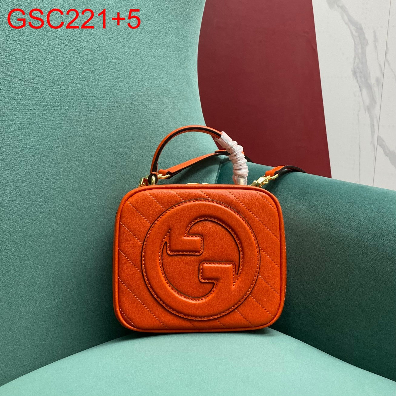 Gucci Blondie top handle bag