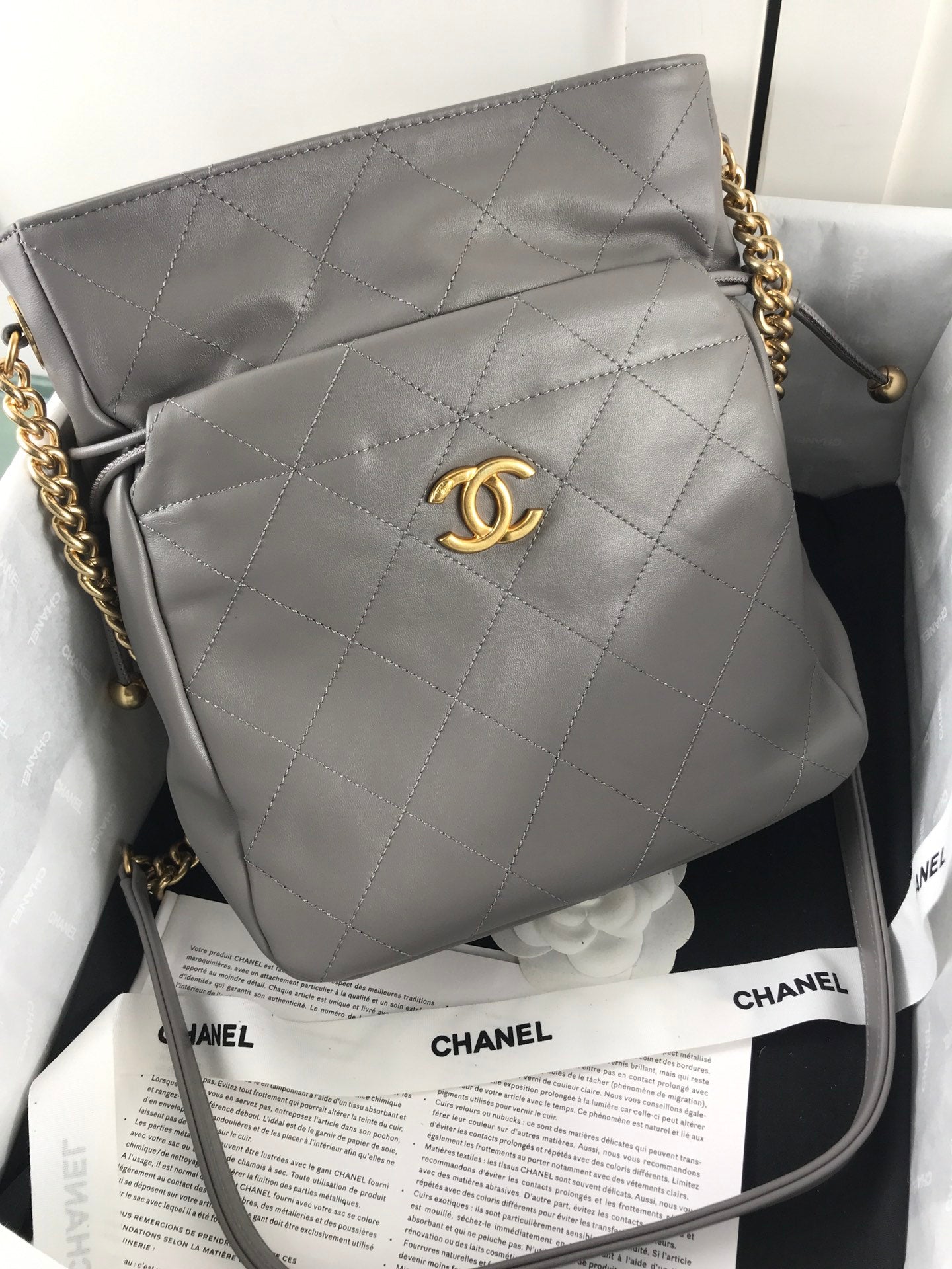 Chanel Chain Crossbody bag