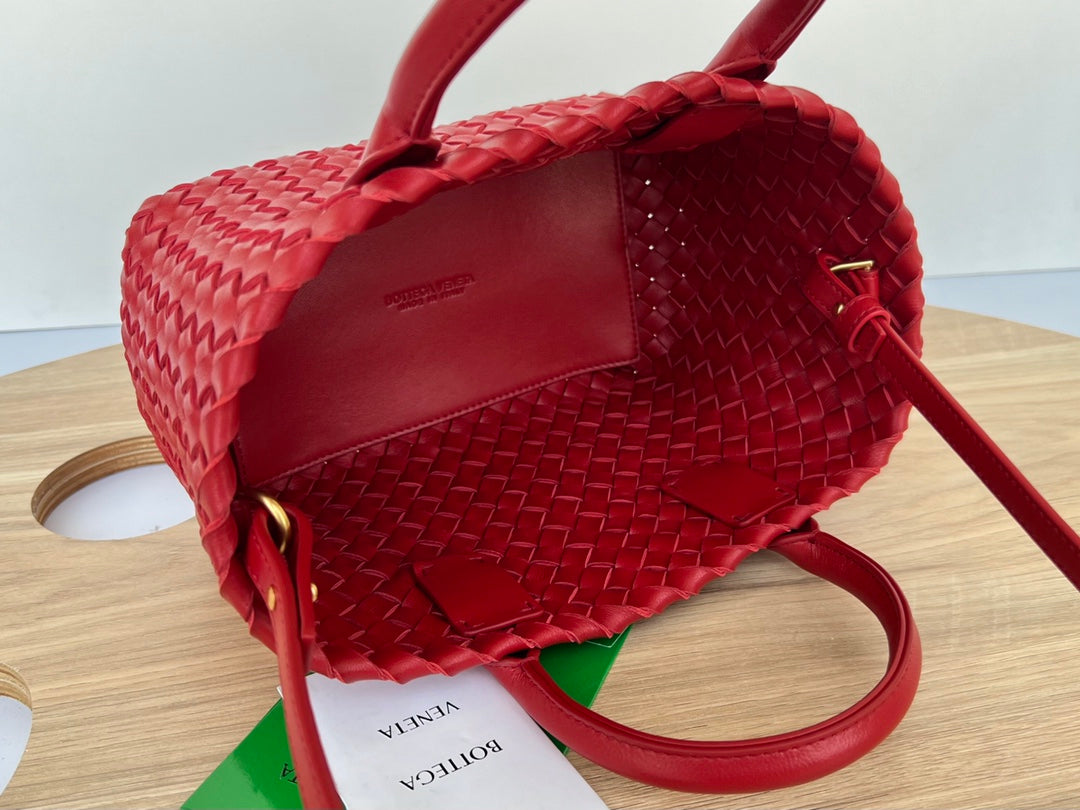 Bottega Veneta Mini Cabat