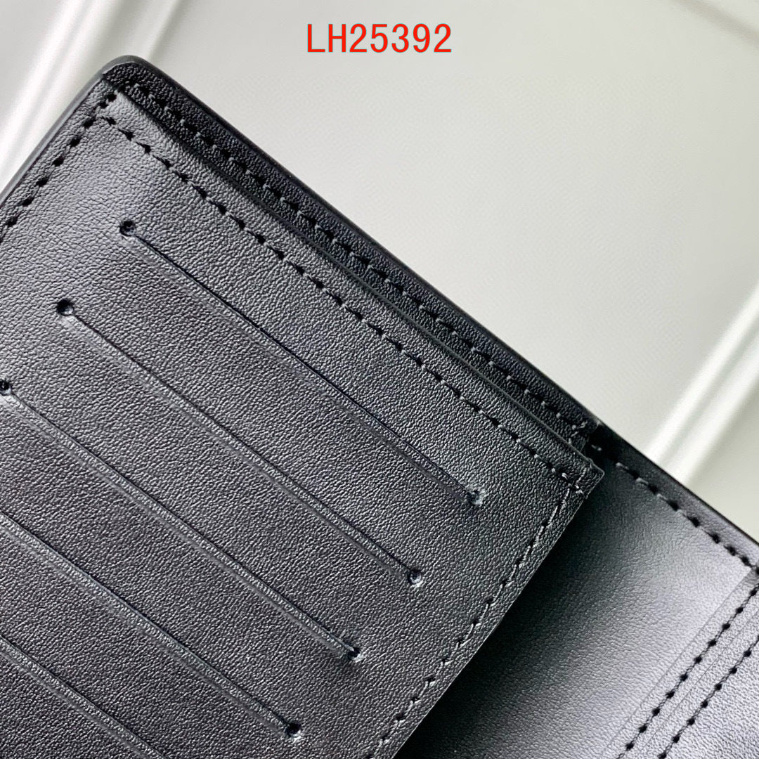 Louis Vuitton Brazza Wallet