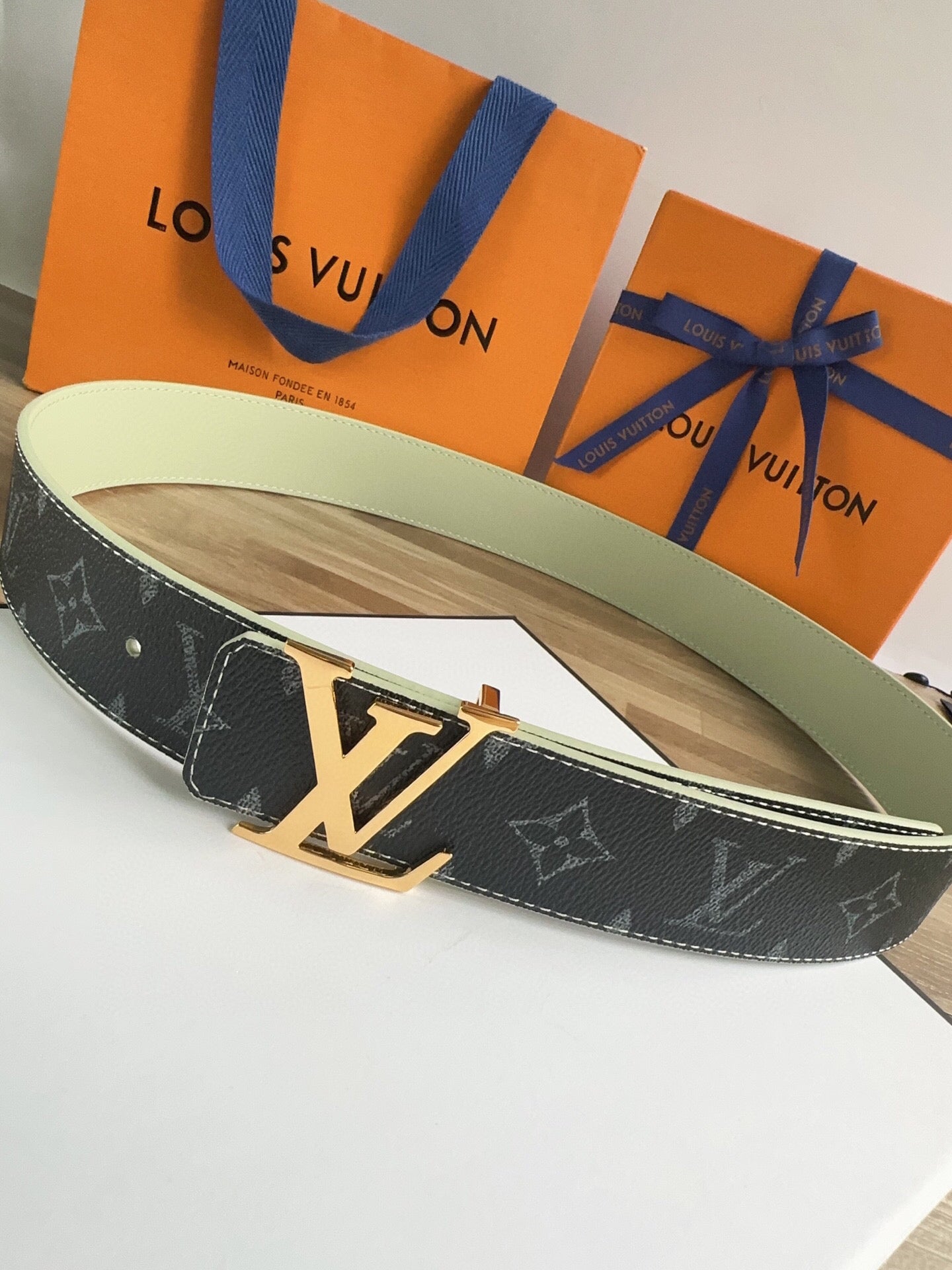 Louis Vuitton Initiales 40mm Reversible Belt