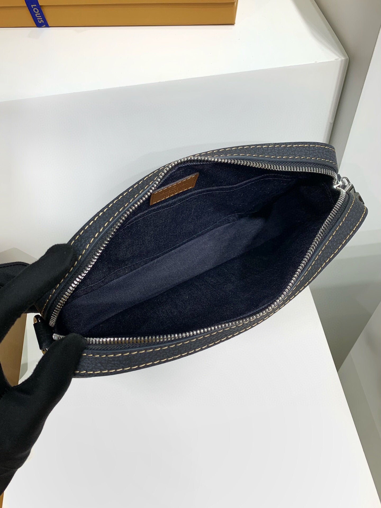 Louis Vuitton Trio Messenger bag