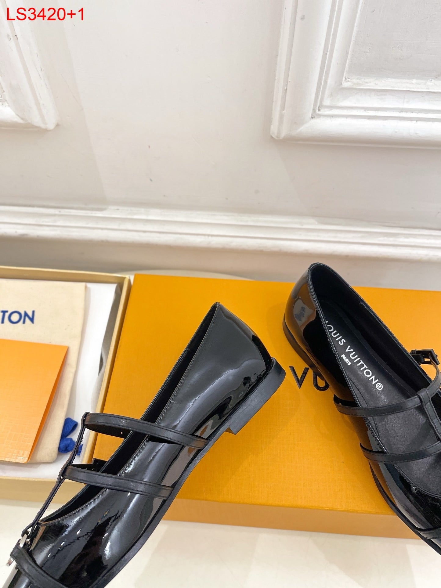 Louis Vuitton Ballerina