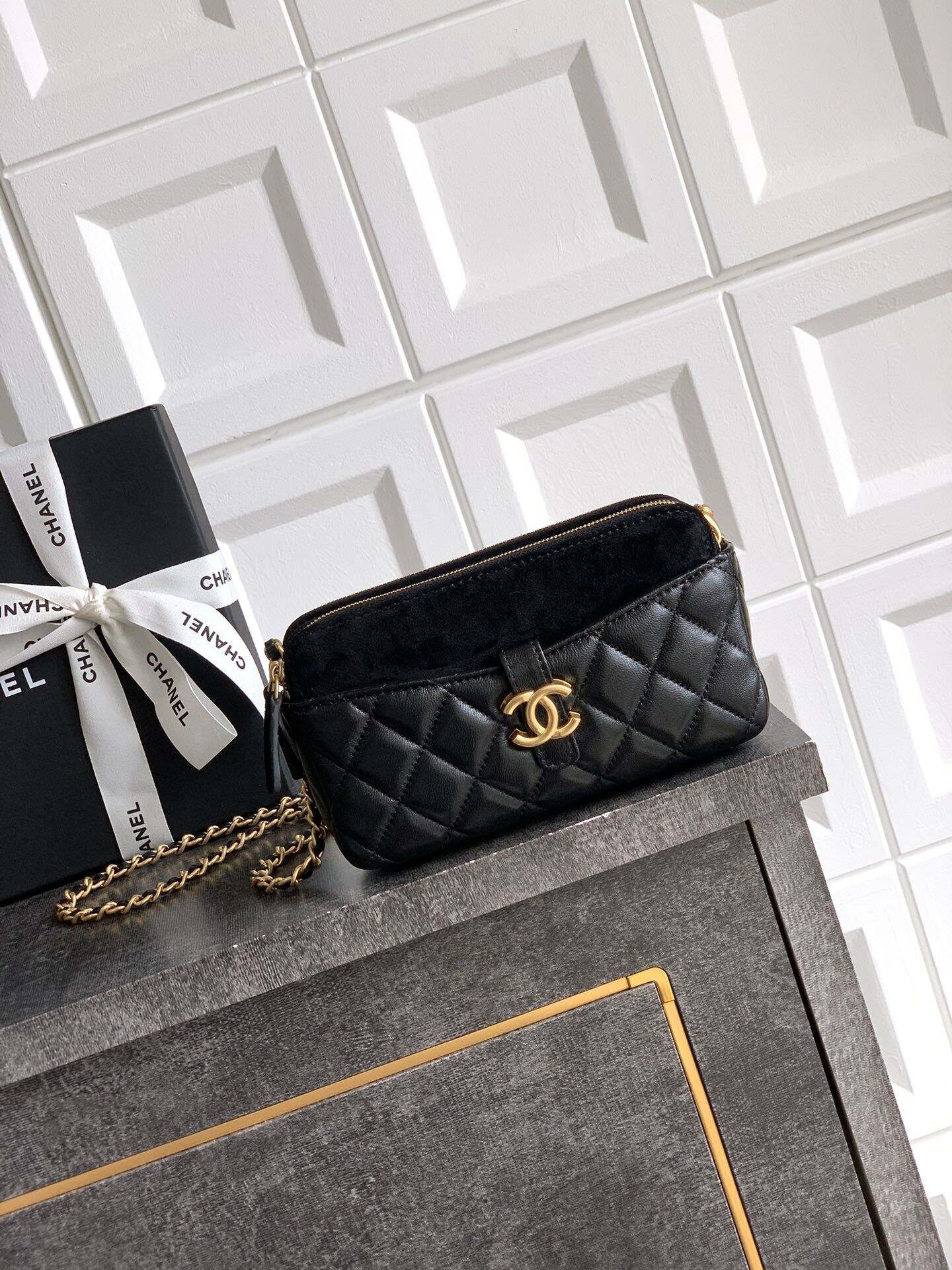 Chanel Zipped phone holder