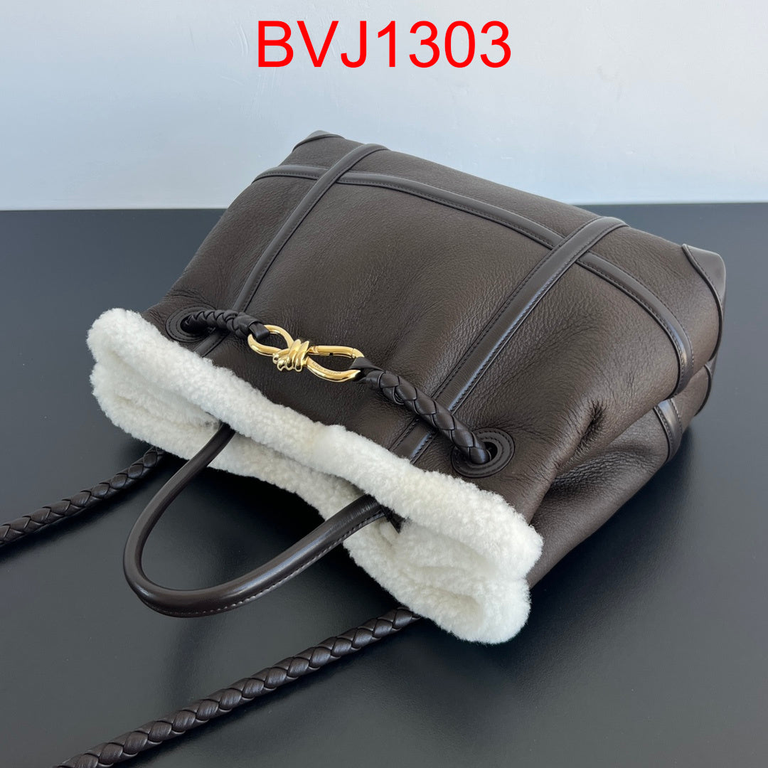 Bottega Veneta Andiamo Medium Winter