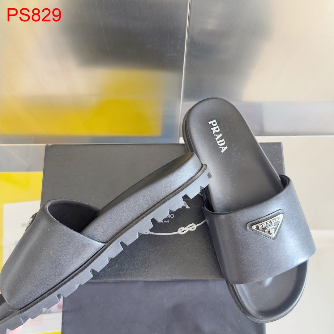Prada Men leather slides
