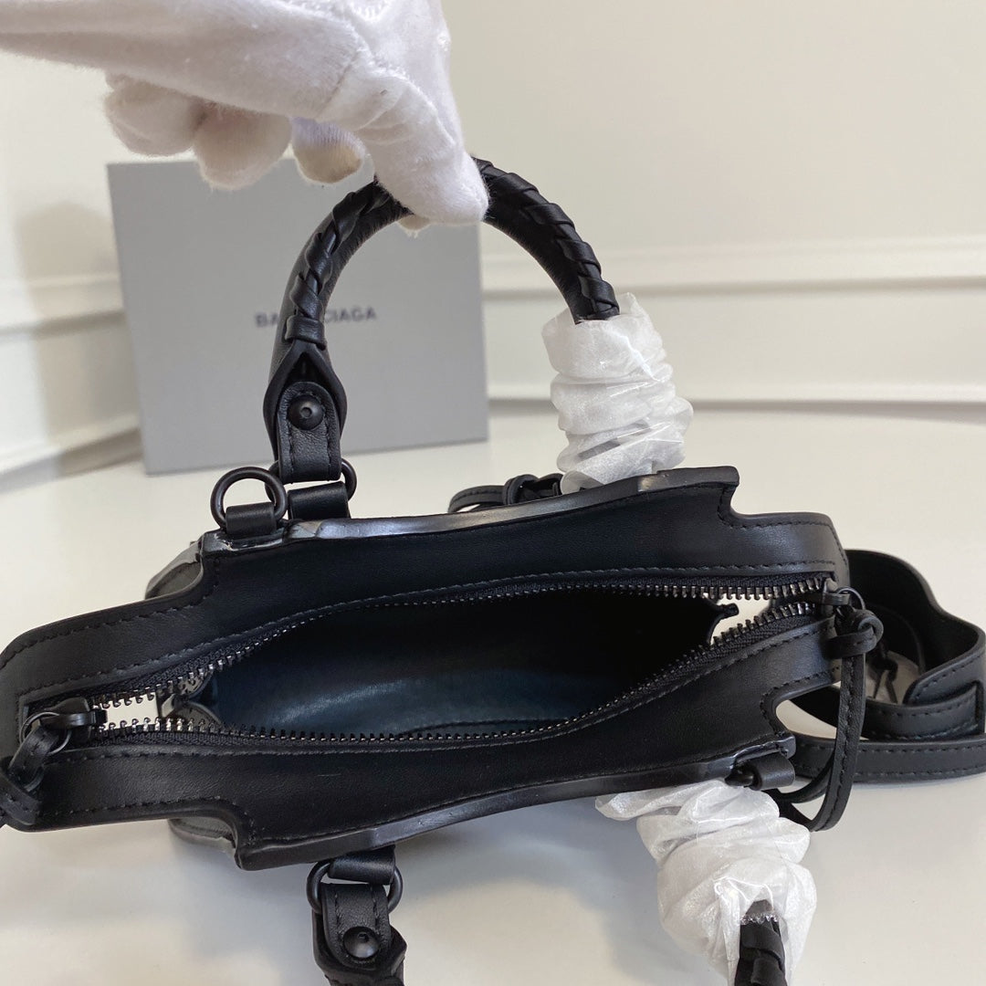Balenciaga Neo Classic Bag