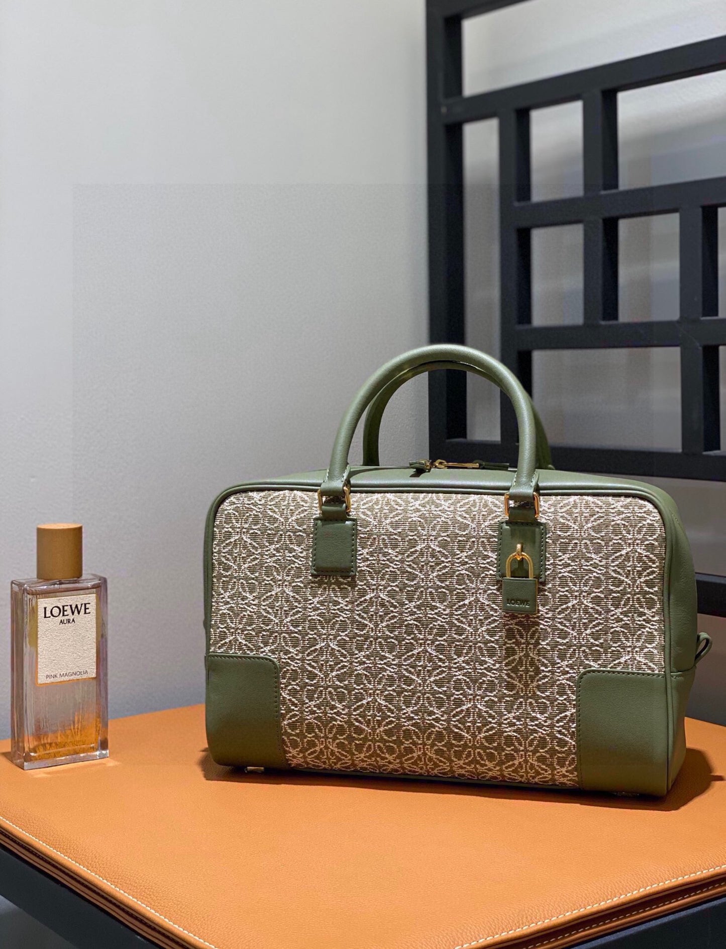 Loewe Amazona