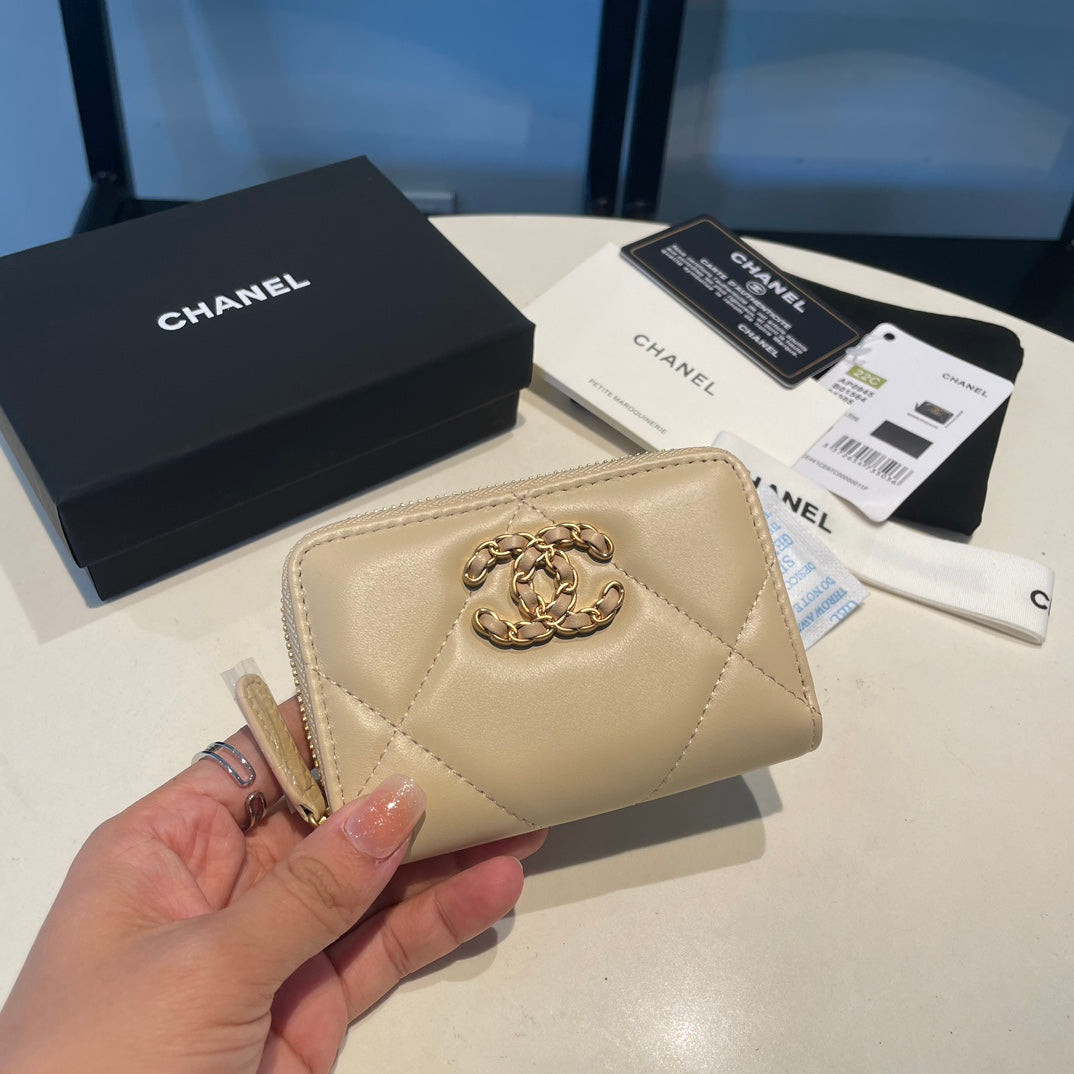 Chanel Zippy Coin purse
