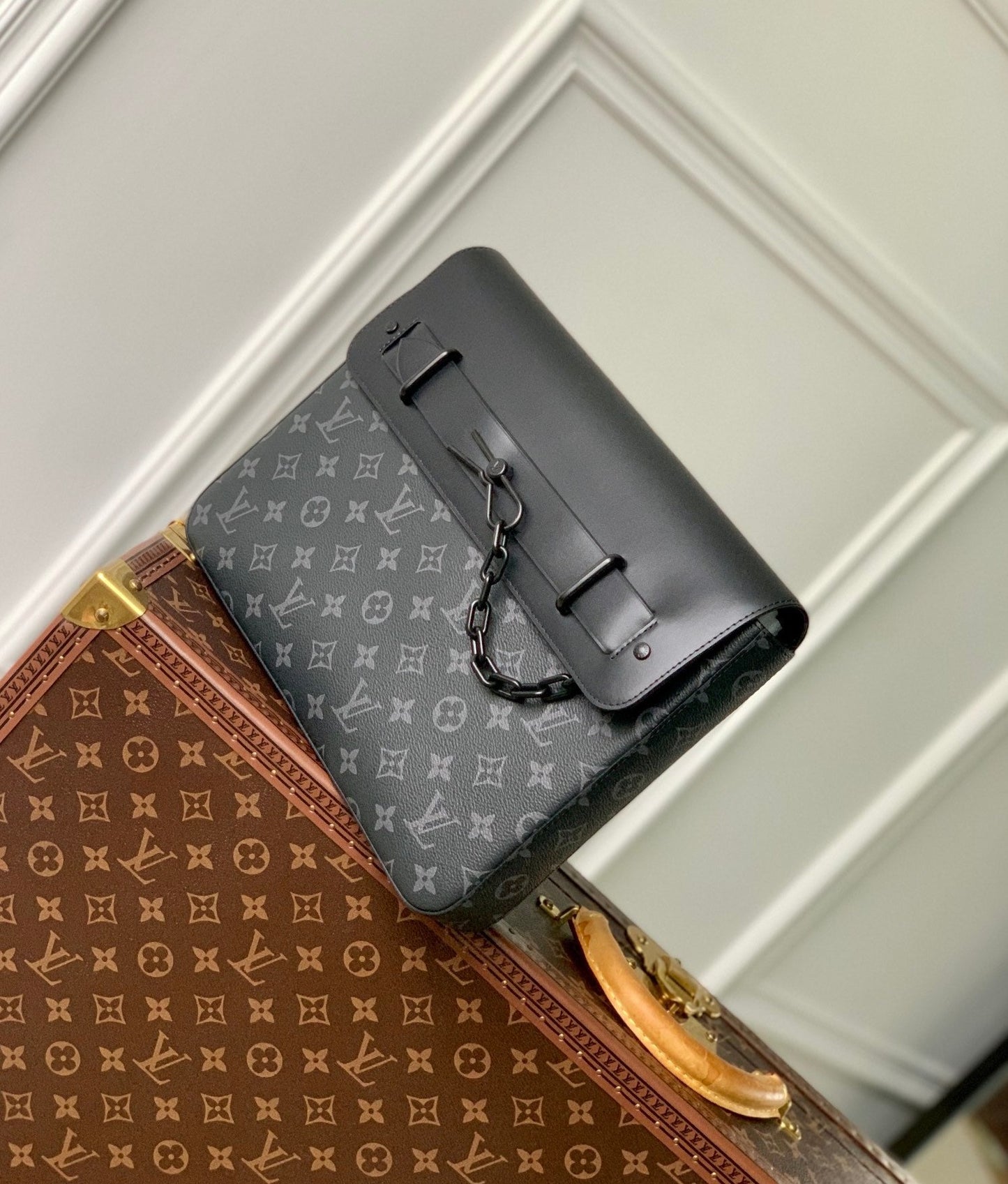 Louis Vuitton Pochette Steamer Monogram Eclipse